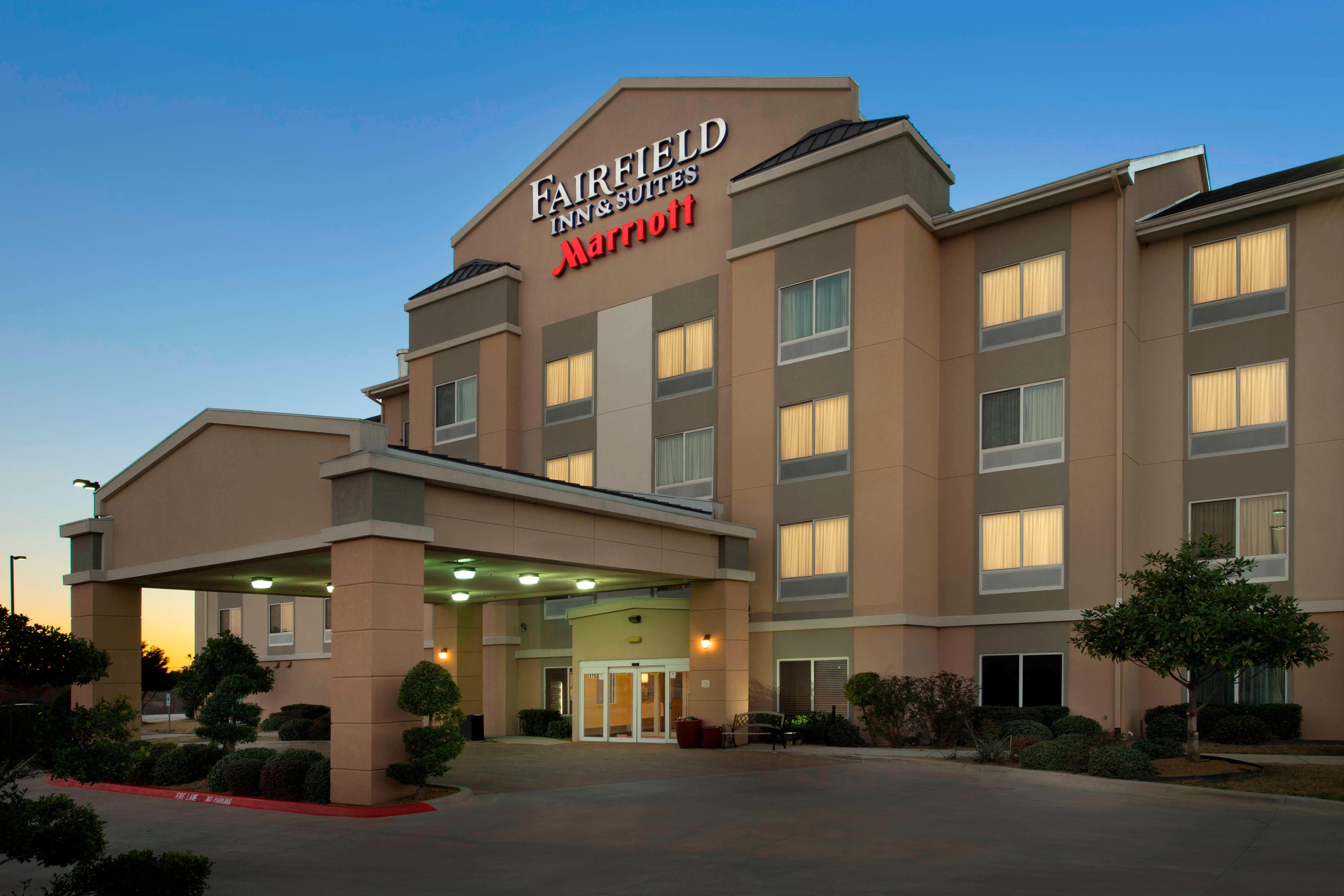 Fairfield By Marriott Weatherford- Tourist Class Weatherford Tx Hotels- Gds Reservation Codes Travel Weekly