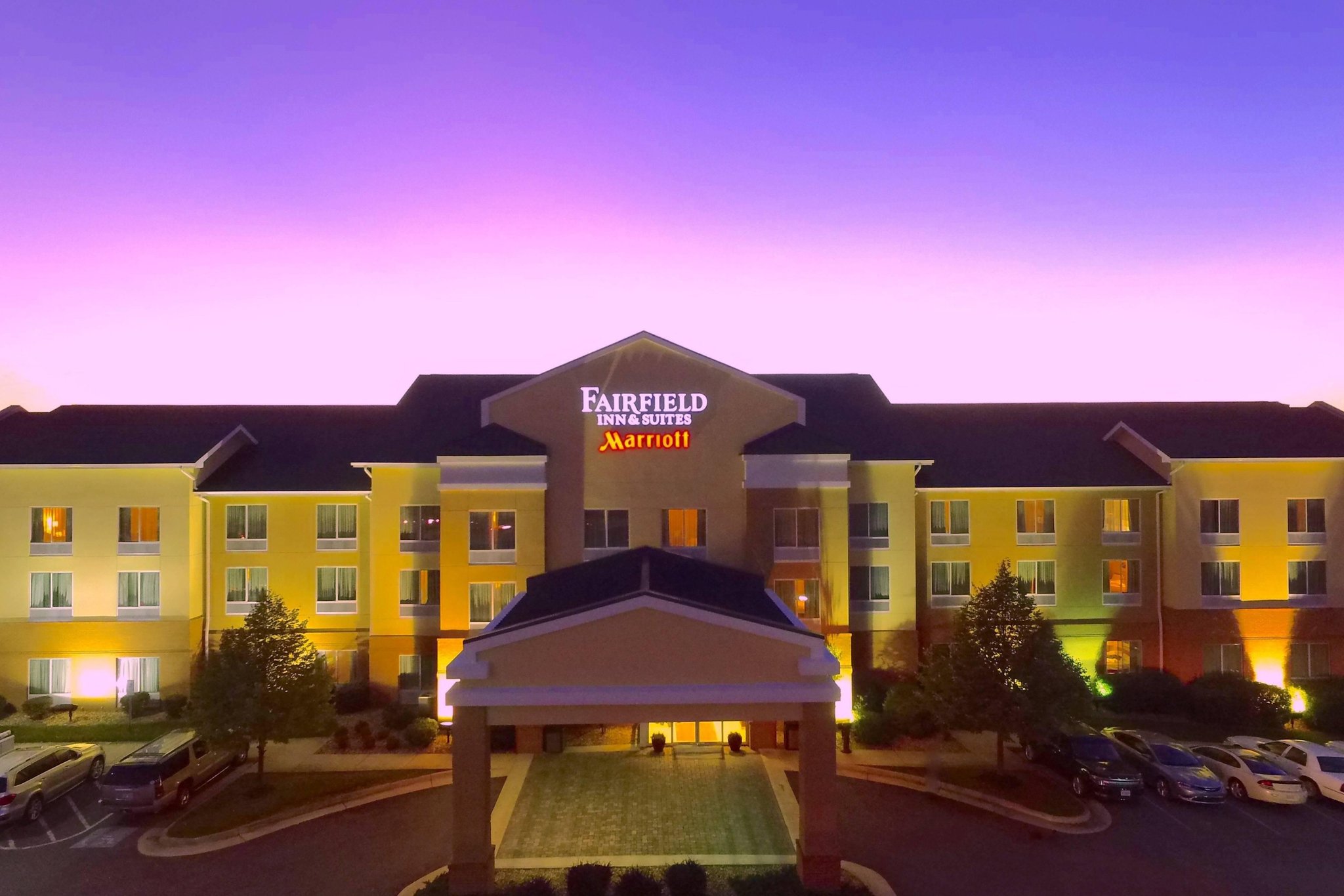 Fairfield Inn & Suites by Marriott Tourist Class Winchester, VA Hotels