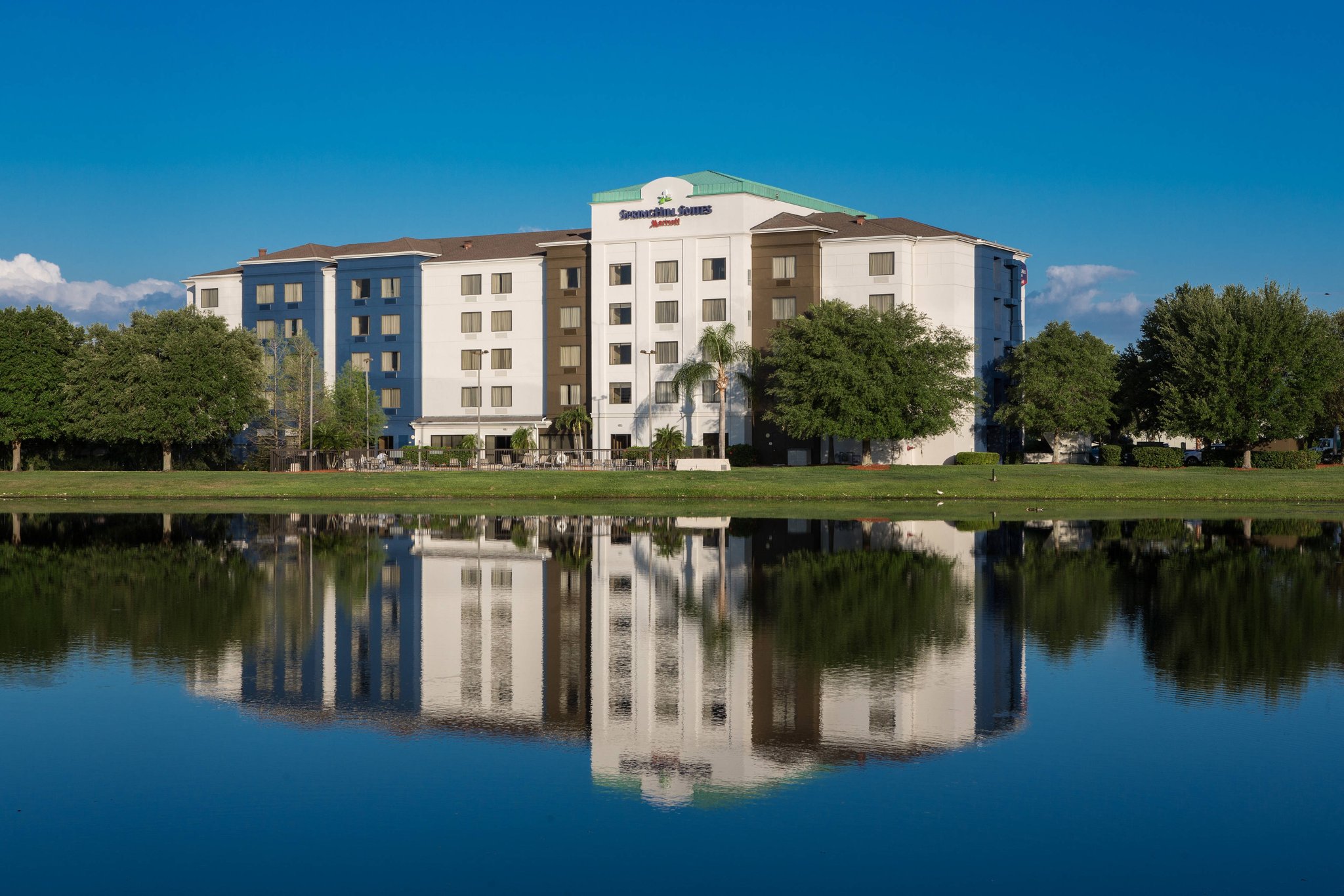 orange city hotels near
