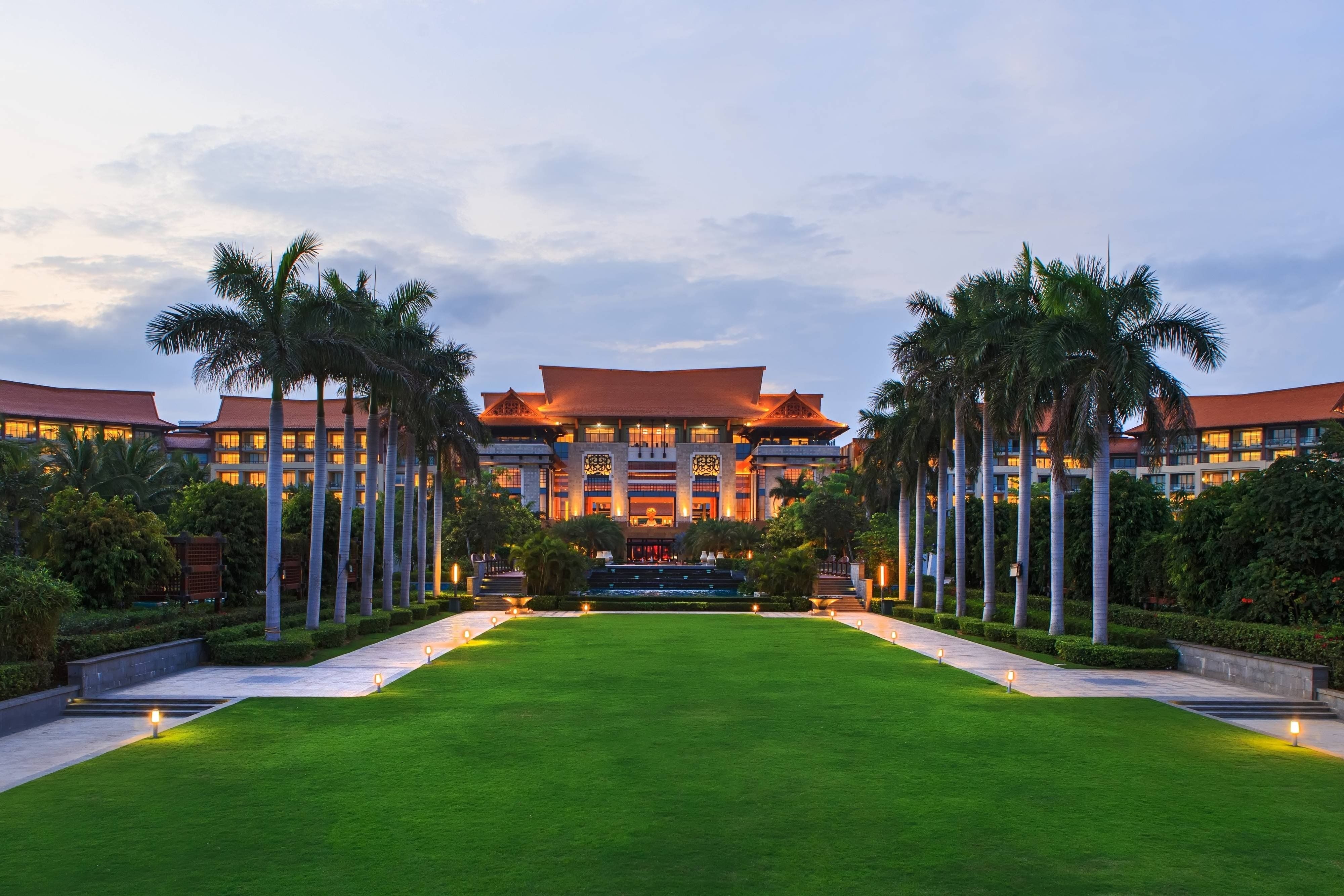 Renaissance Sanya Resort & Spa Sanya, Hainan Island, China Hotels Deluxe Hotels in Sanya GDS