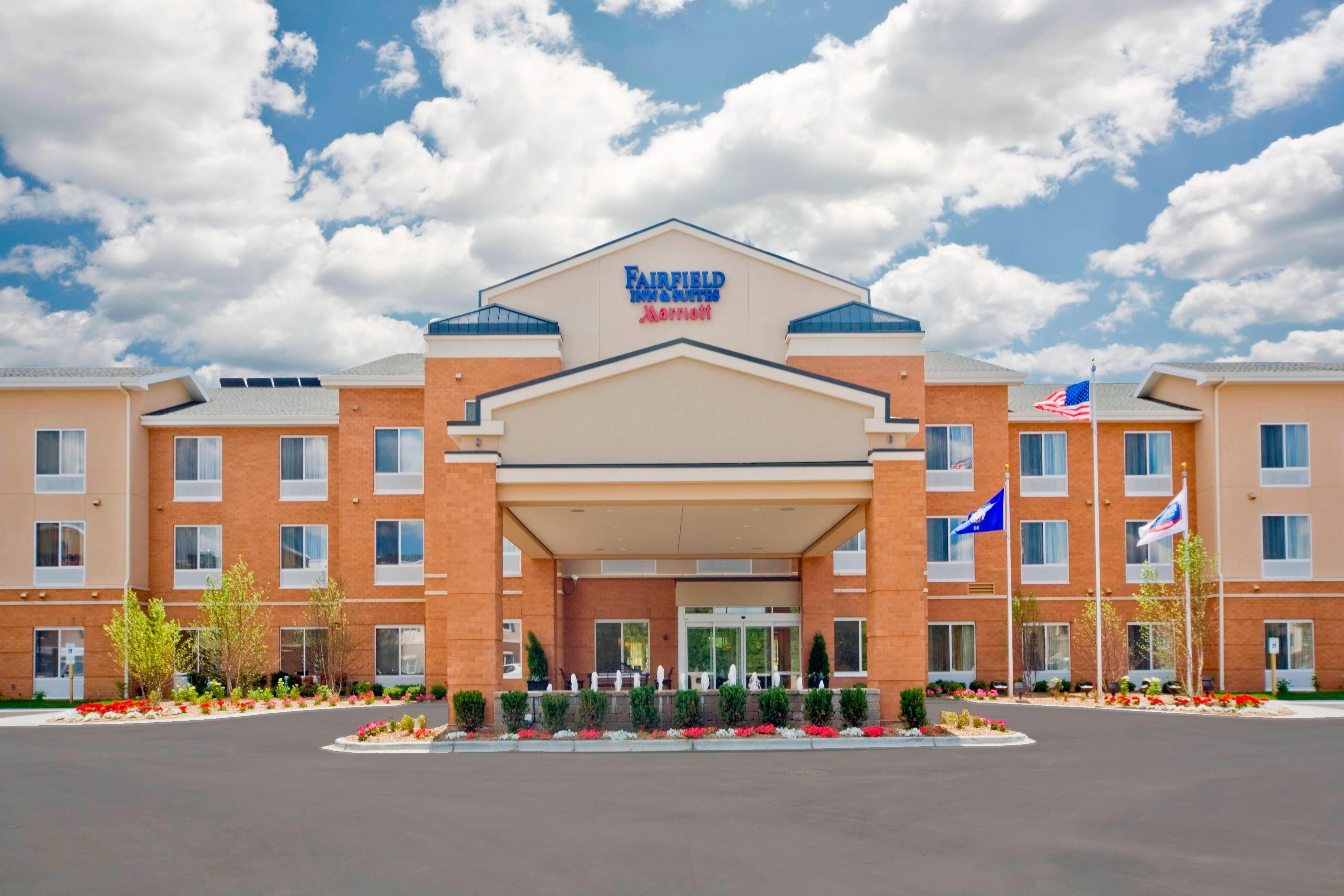 Hotels In Milwaukee Wi Near Summerfest - rml2arp