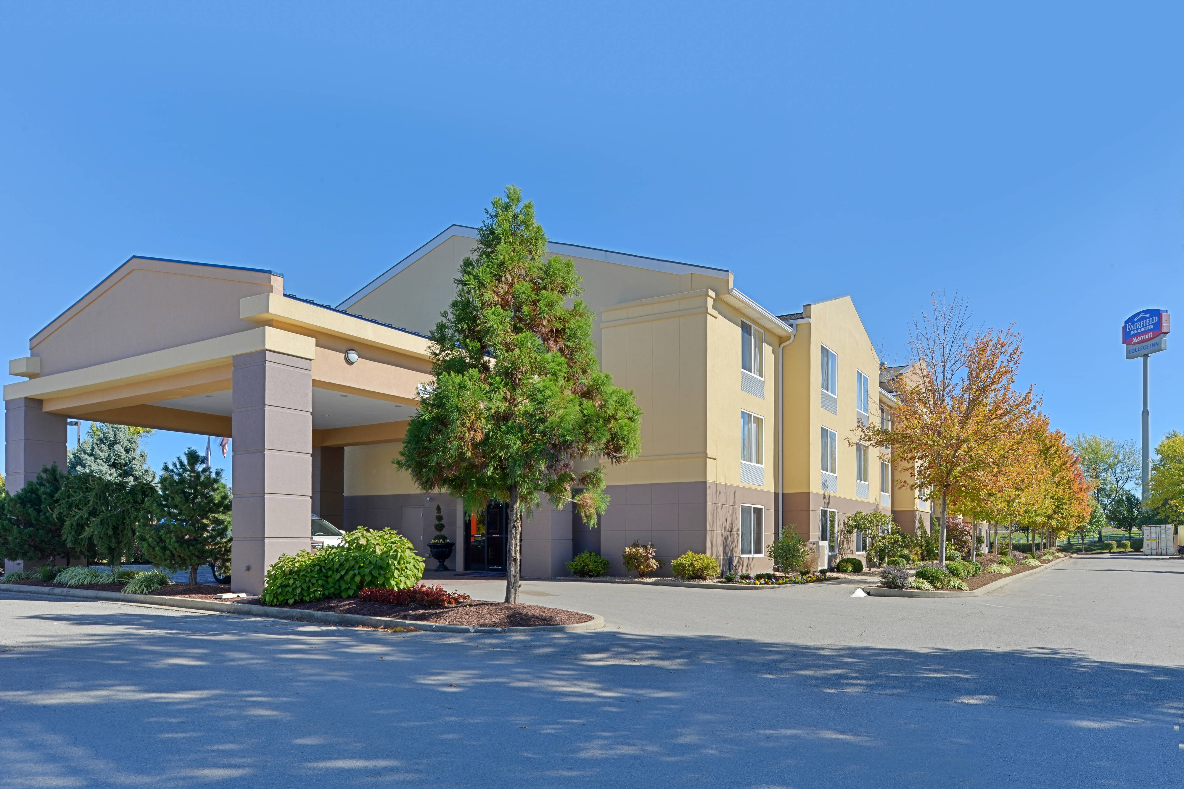 Fairfield Inn & Suites Tourist Class KY Hotels