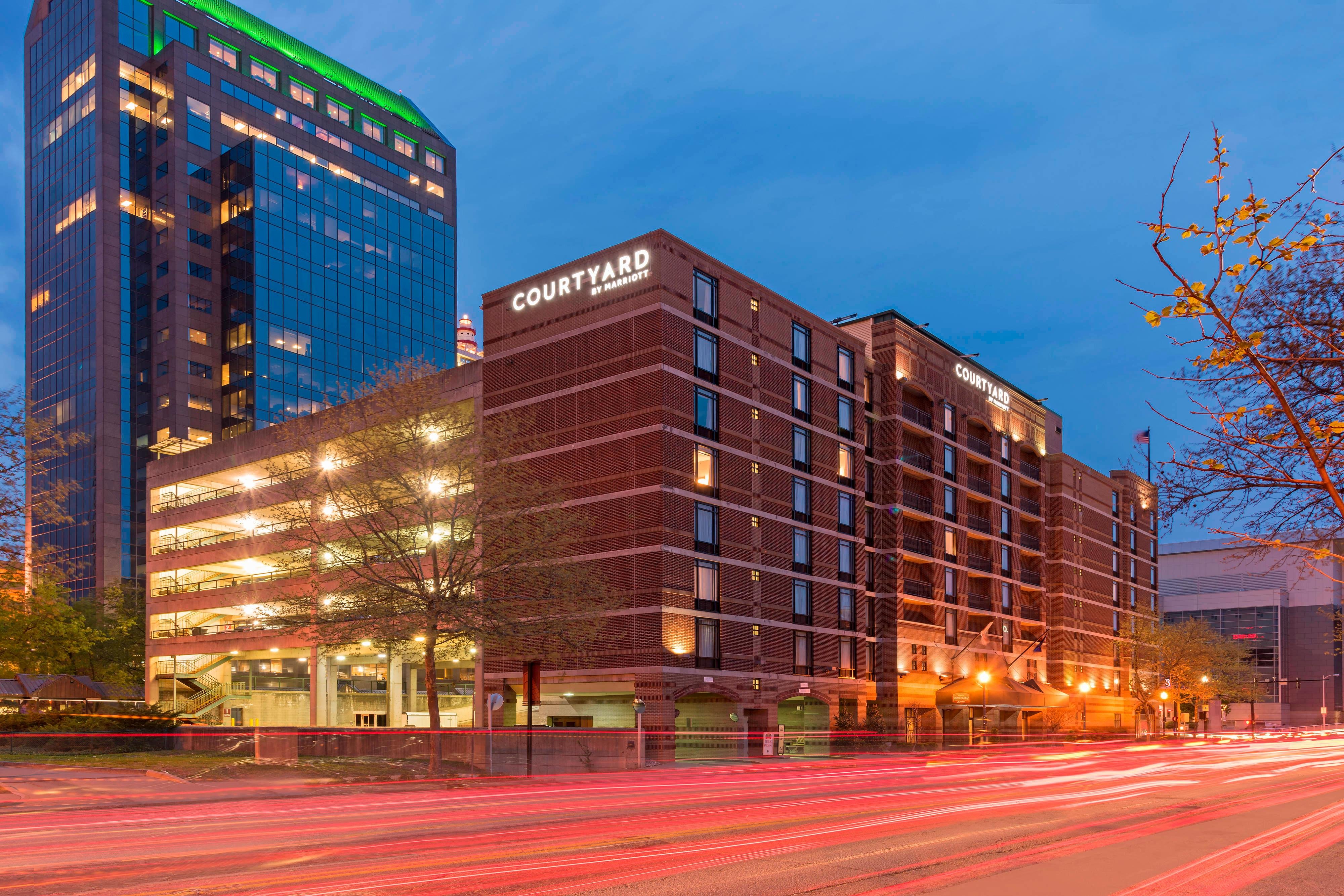 Courtyard by Marriott Downtown First Class Louisville, KY Hotels GDS Reservation Codes Travel