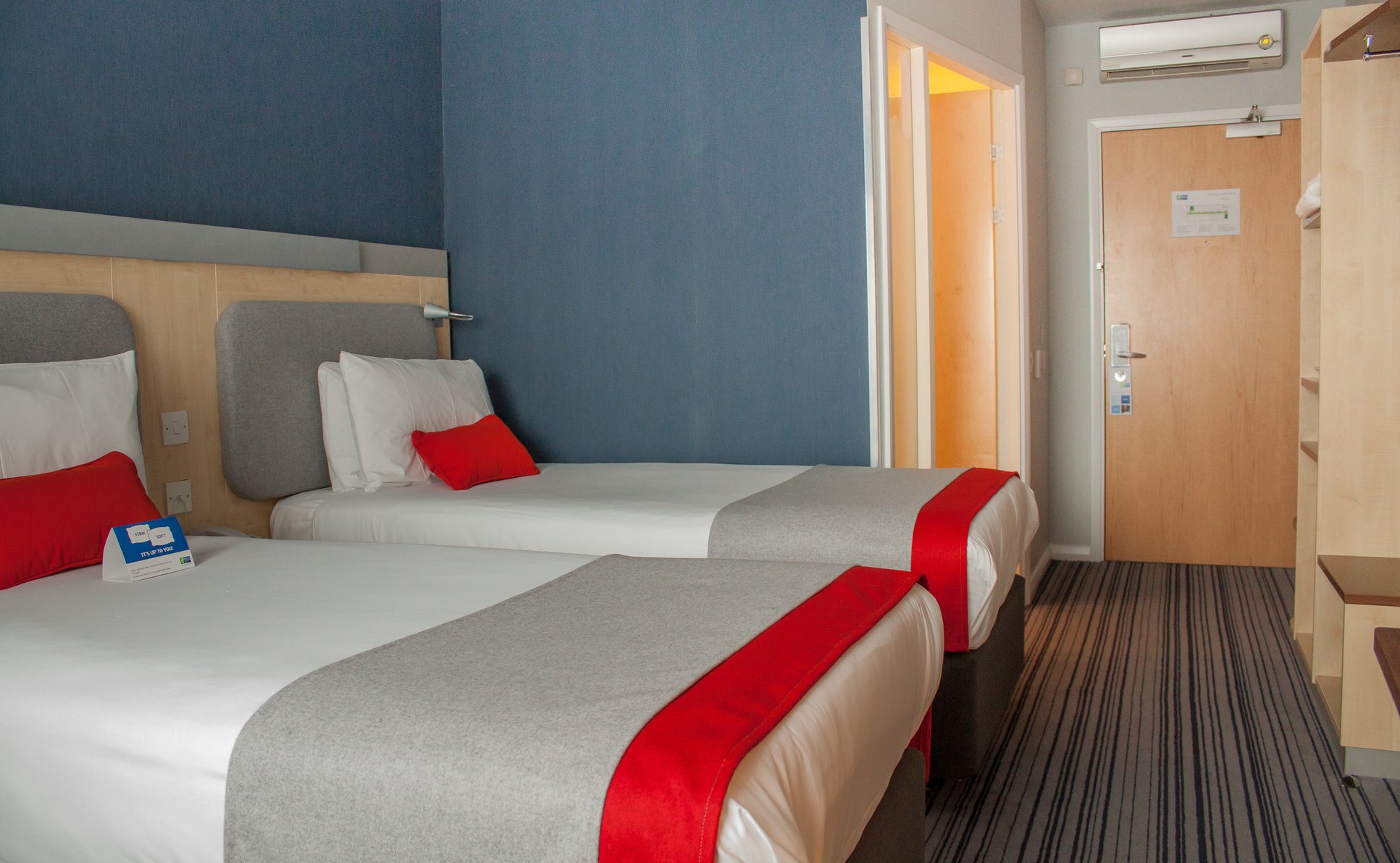 Holiday Inn Express SLOUGH - Tap to explore photos