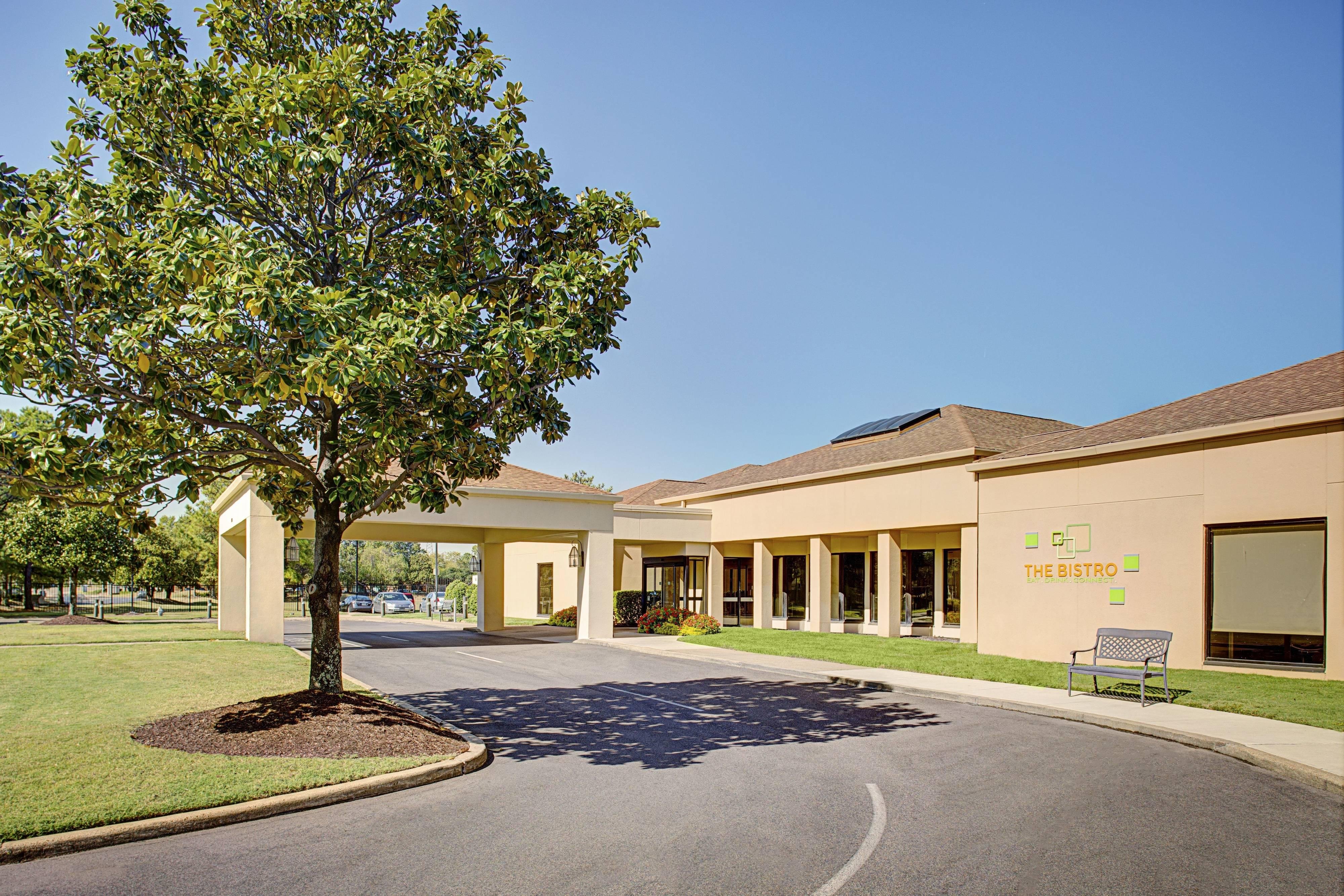 Courtyard by Marriott Memphis Airport First Class Memphis, TN Hotels
