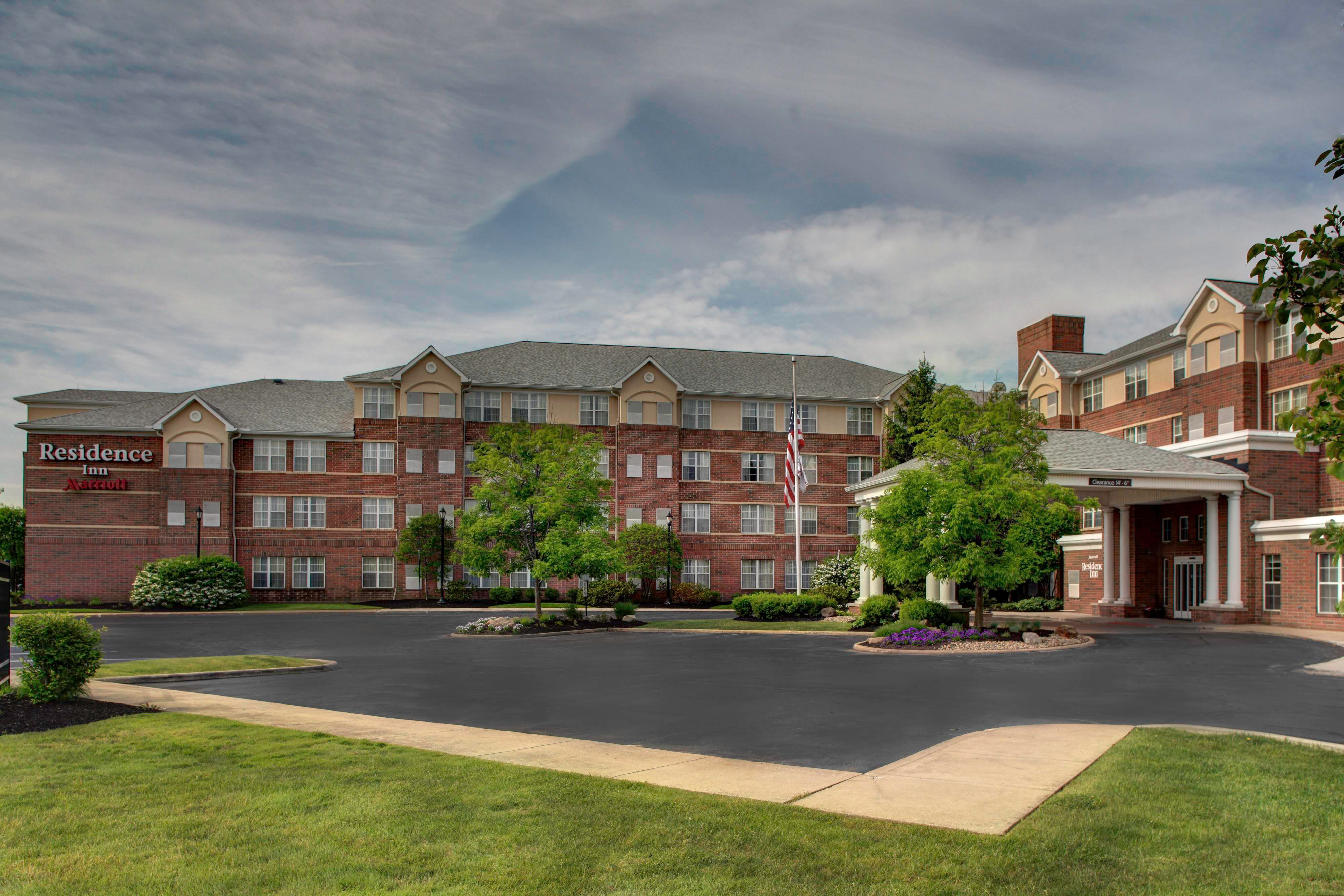 Residence Inn Cleveland Beachwood Beachwood, OH Hotels First Class