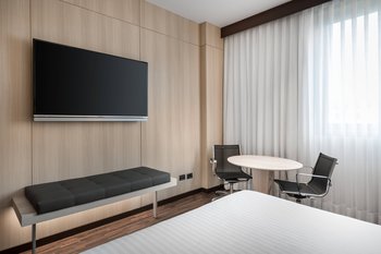 AC Hotel Firenze by Marriott - Tap to explore photos