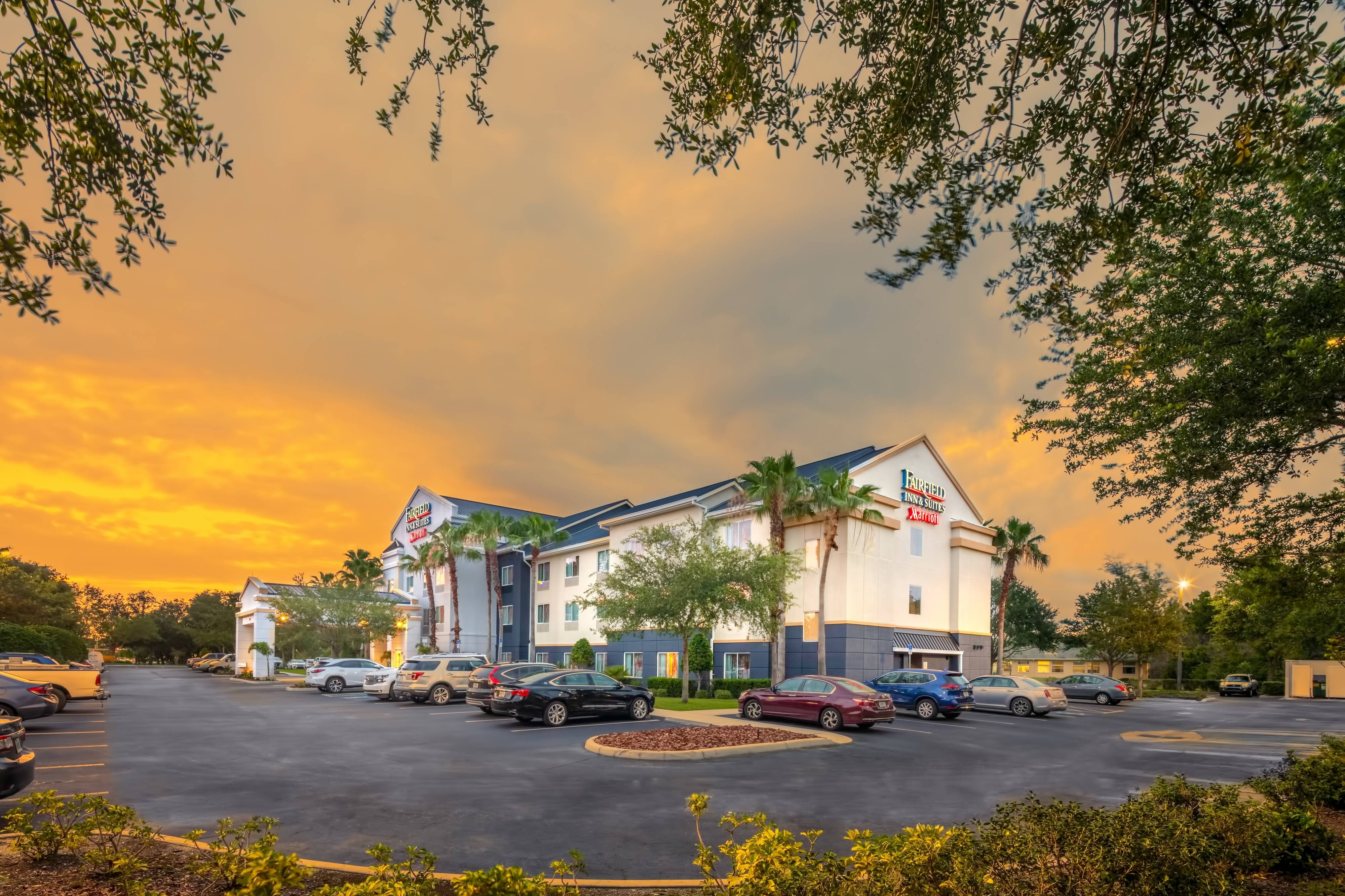 Fairfield Inn & Suites Sarasota Lakewood Tourist Class Bradenton, FL