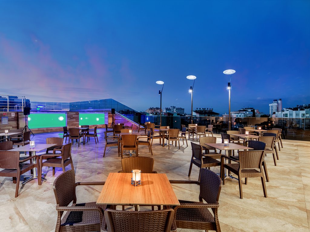 Holiday Inn ANTALYA - LARA by IHG
