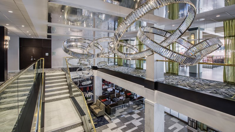 Holiday Inn and Suites Vancouver Downtown