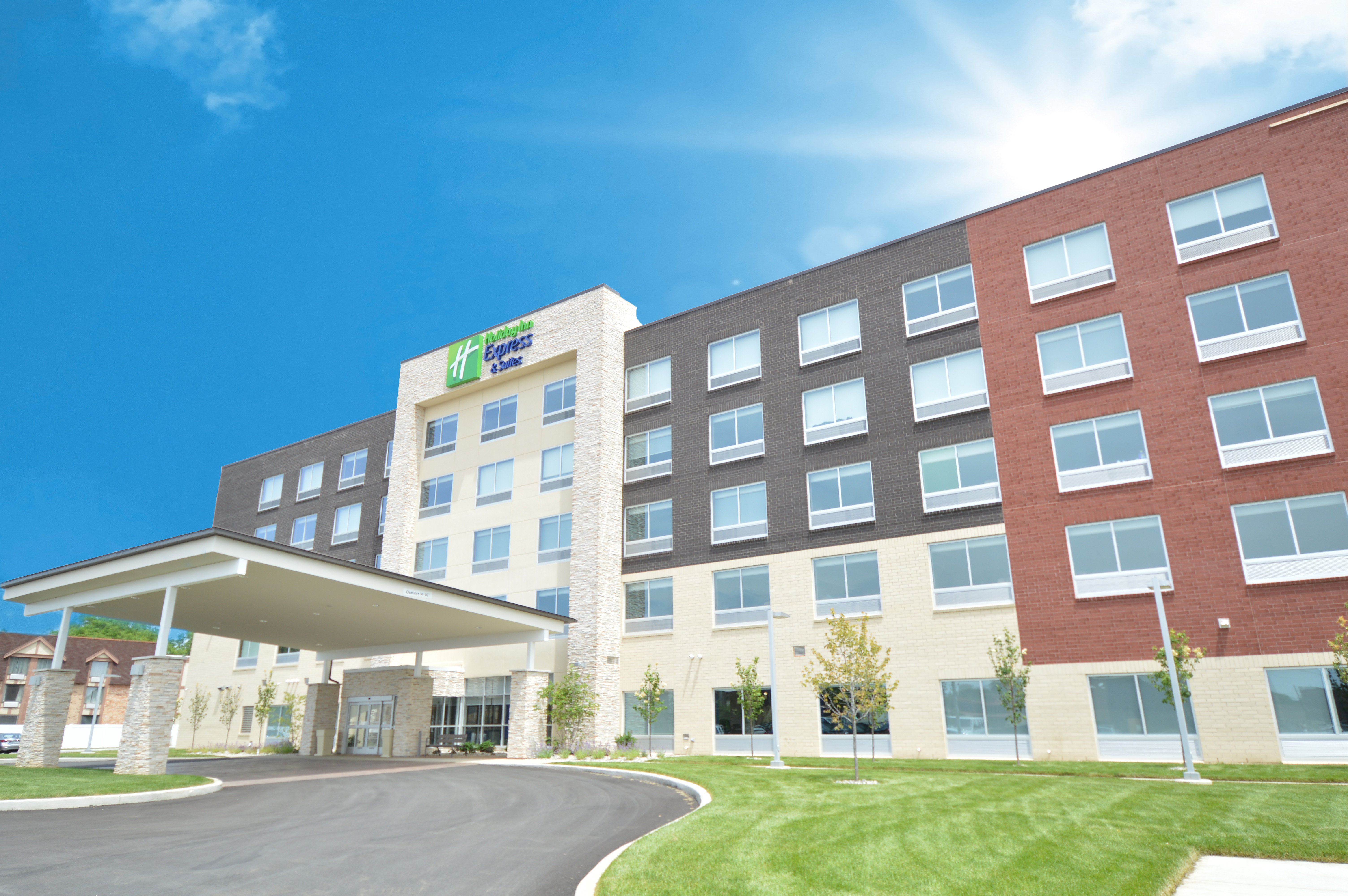 Holiday Inn Express & Suites Toledo West Tourist Class Toledo, OH