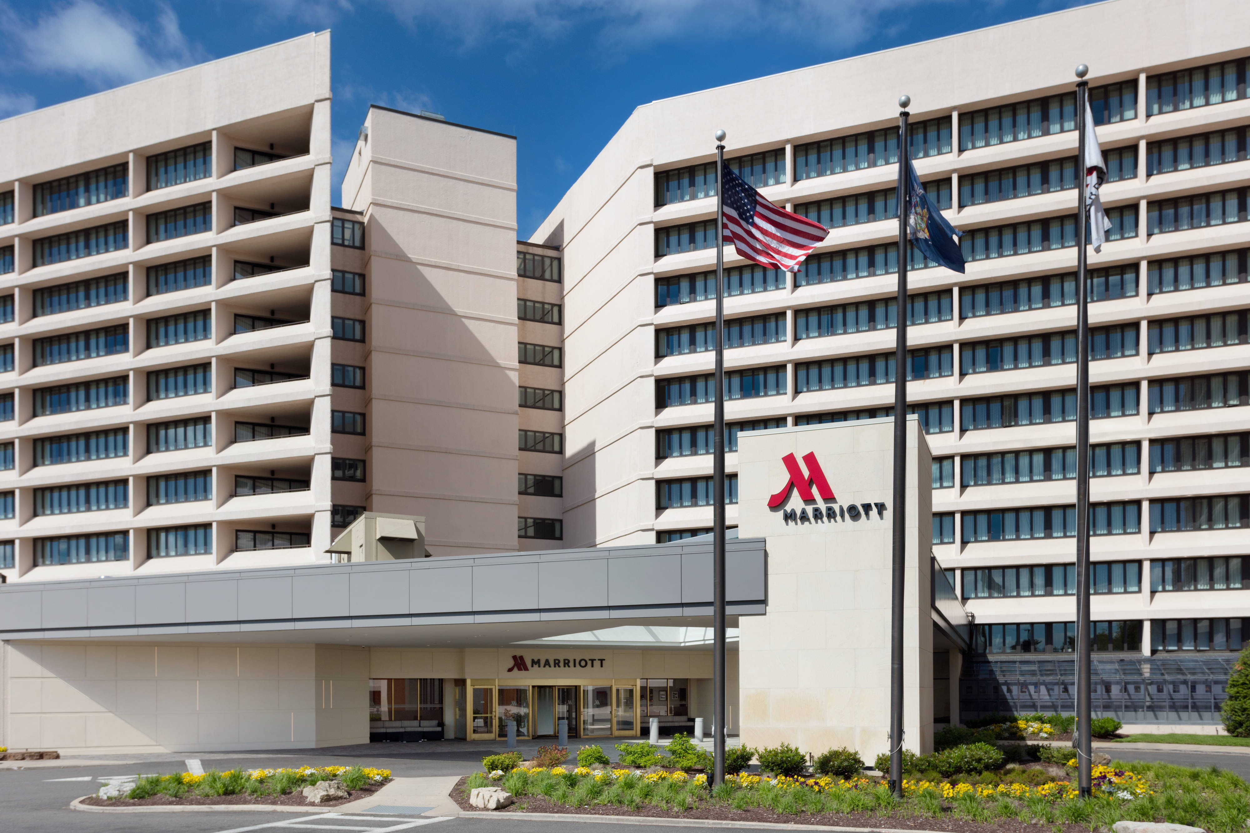 Long Island Marriott Uniondale, NY Hotels First Class Hotels in