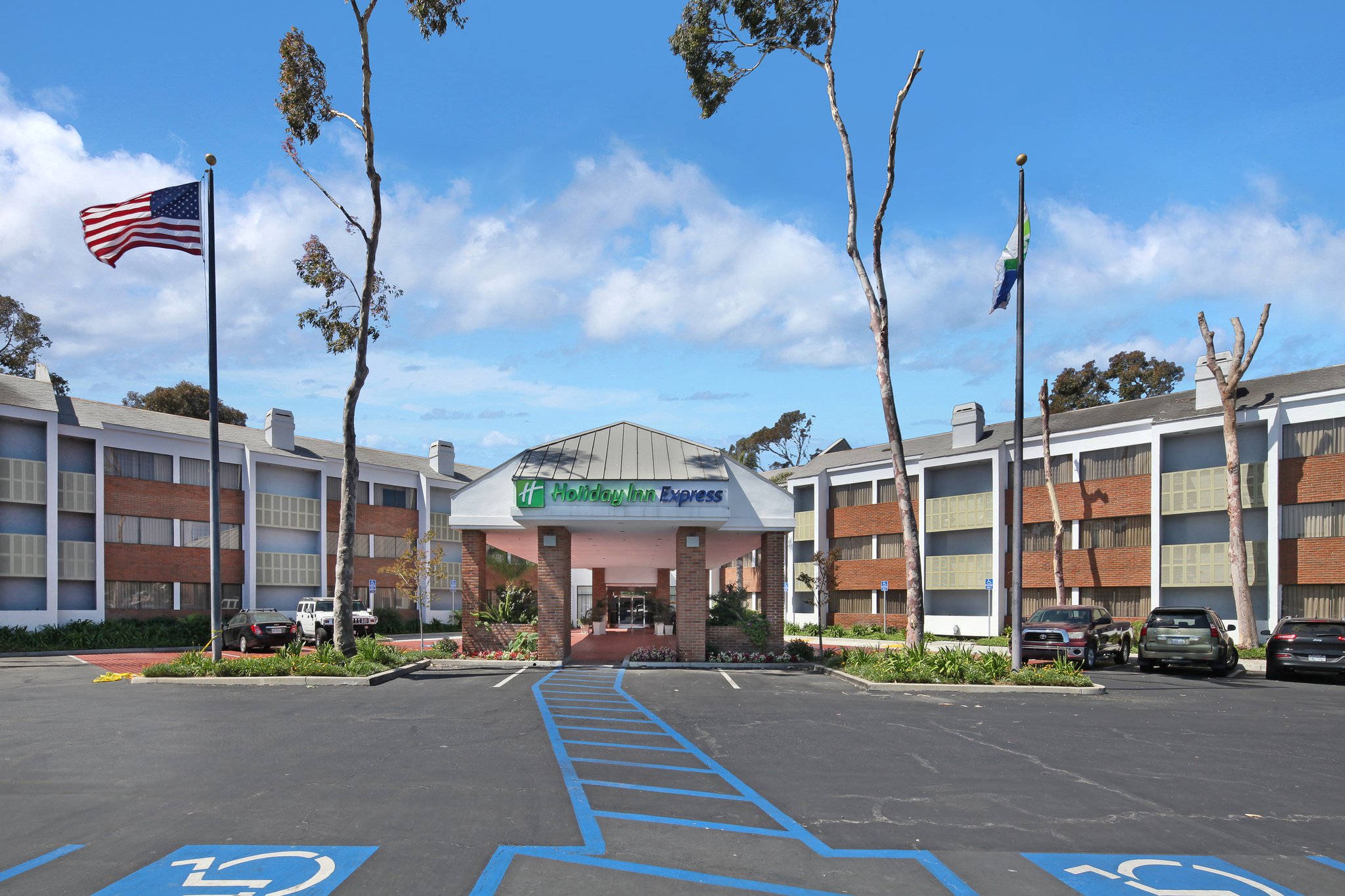 Holiday Inn Express Port Hueneme Tourist Class Port Hueneme, CA Hotels