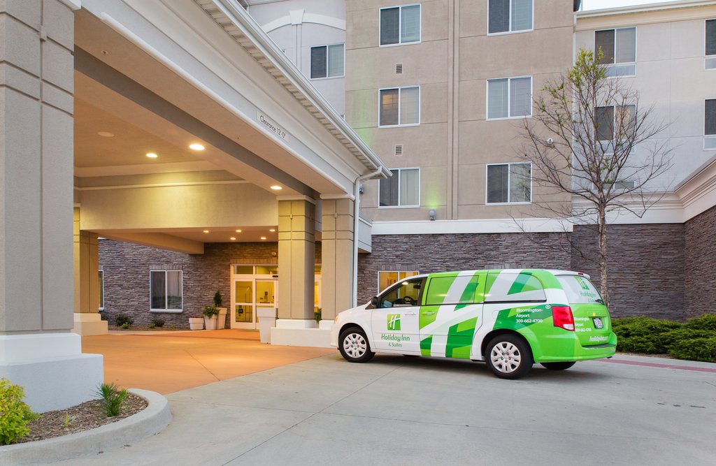 Holiday Inn Hotel & Suites Bloomington Airport - Tap to explore photos