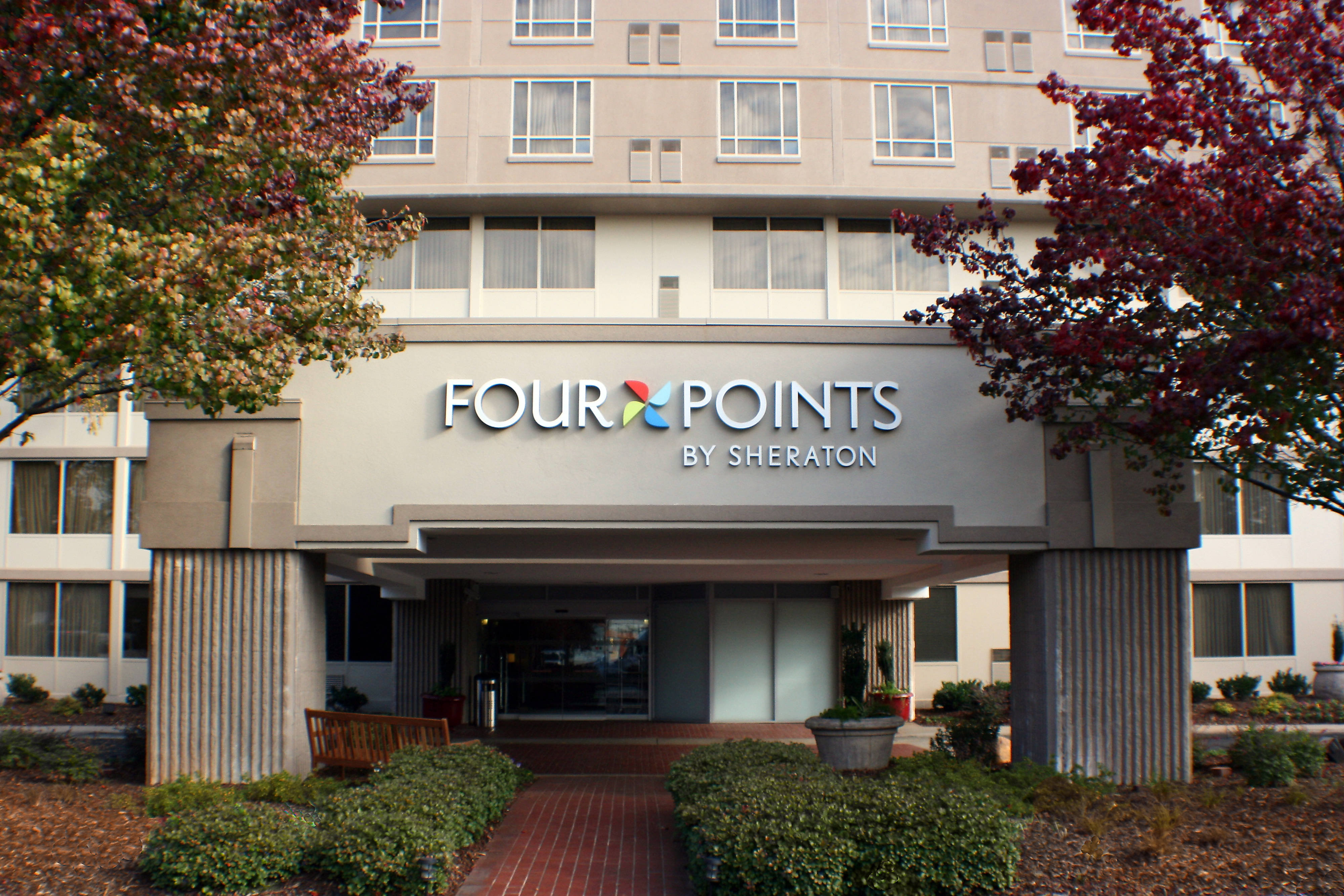 Four Points by Sheraton Charlotte Charlotte, NC Hotels First Class