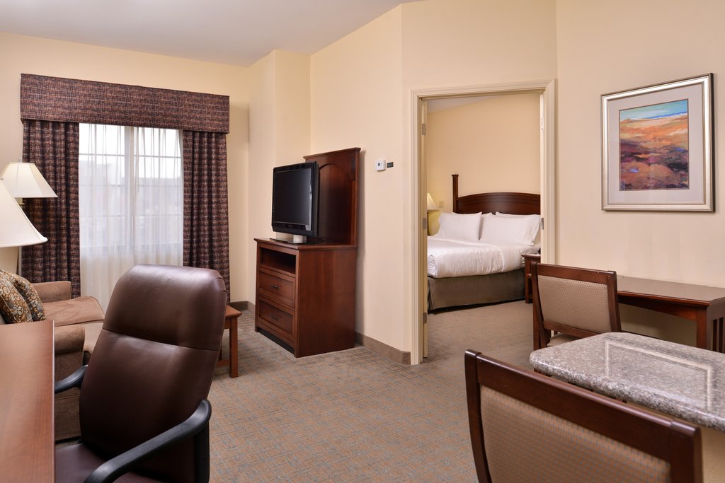 Staybridge Suites OKLAHOMA CITY AIRPORT - Tap to explore photos