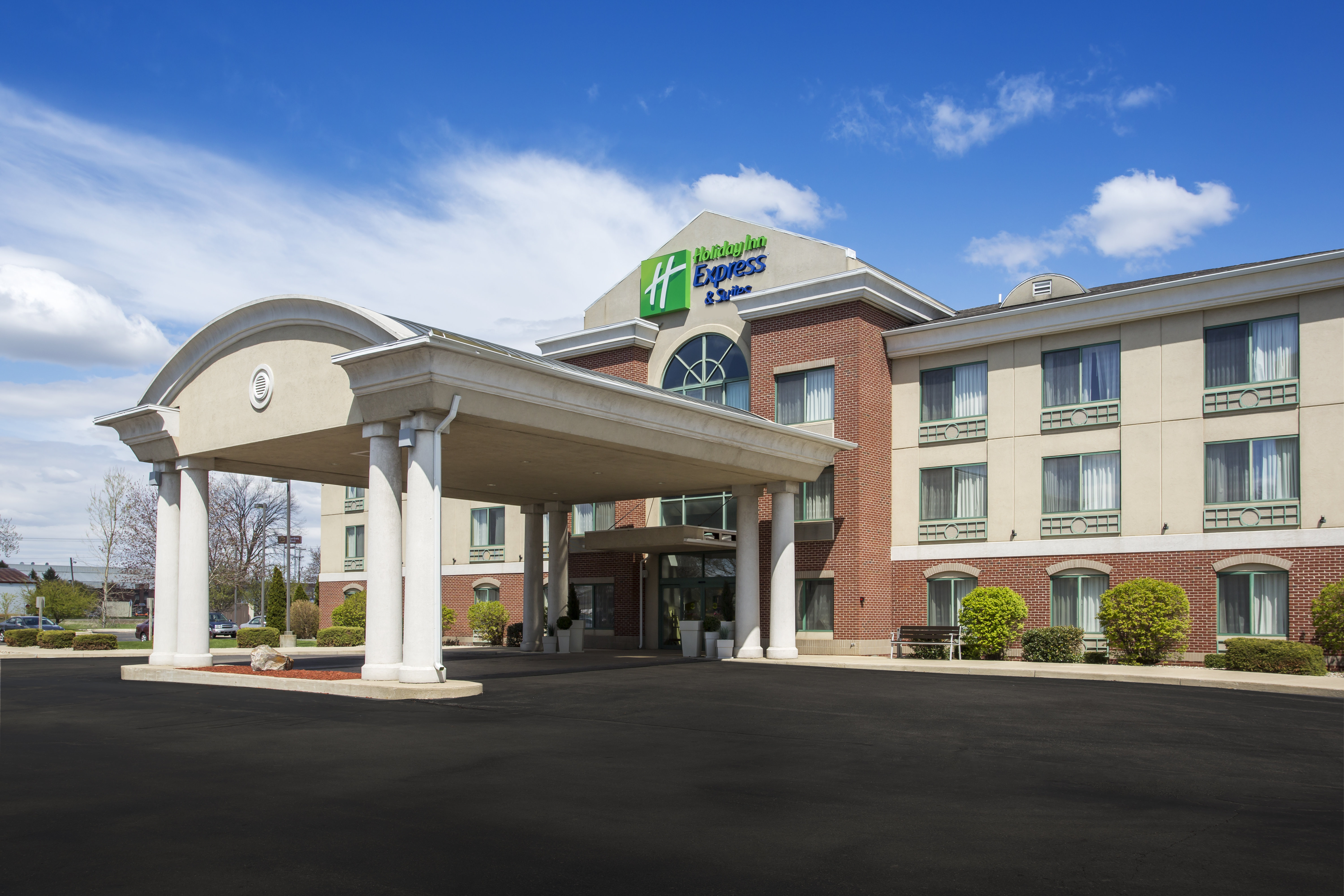 Holiday Inn Express Hotel & Suites- Tourist Class Kalamazoo, MI Hotels