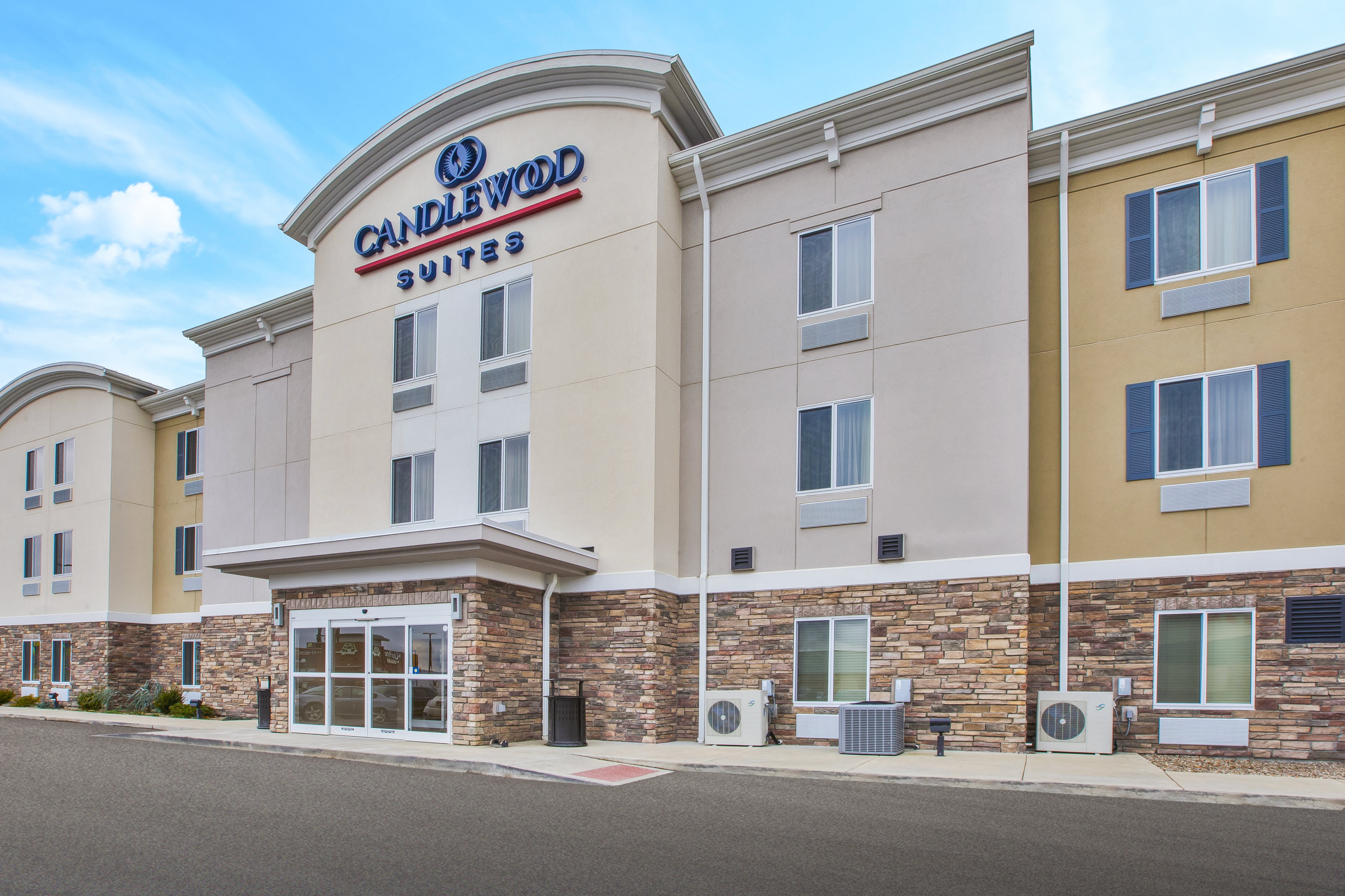 Candlewood Suites Univ of WV Westover, WV Hotels Tourist