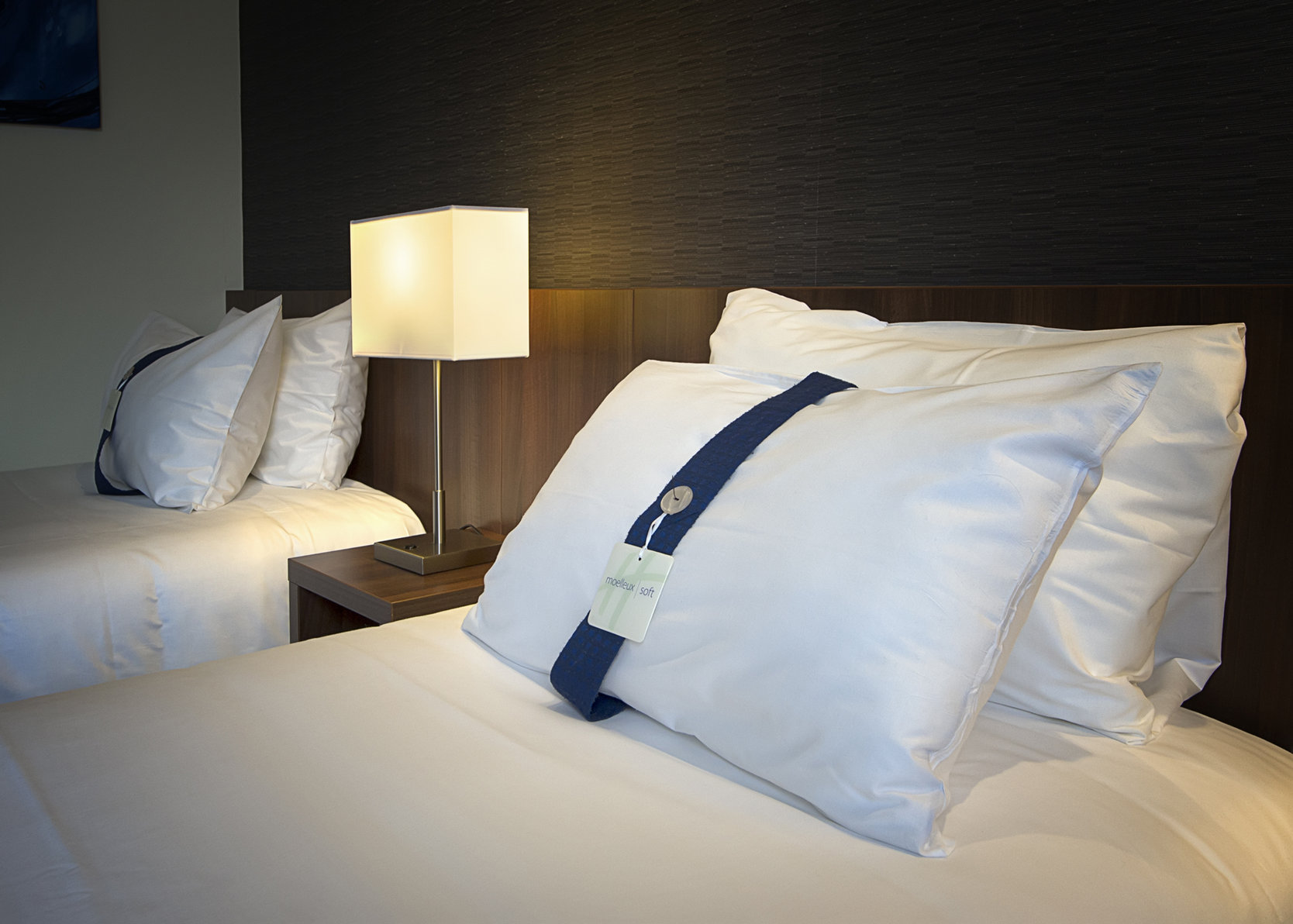 Holiday Inn Express Lille Centre - Tap to explore photos