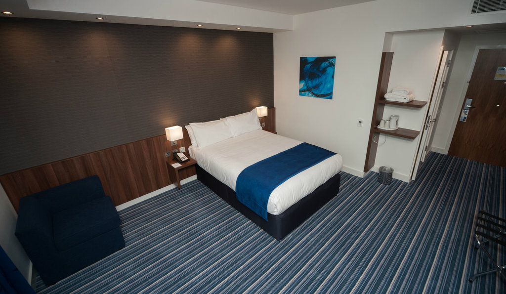 Holiday Inn Express ABERDEEN AIRPORT - Tap to explore photos