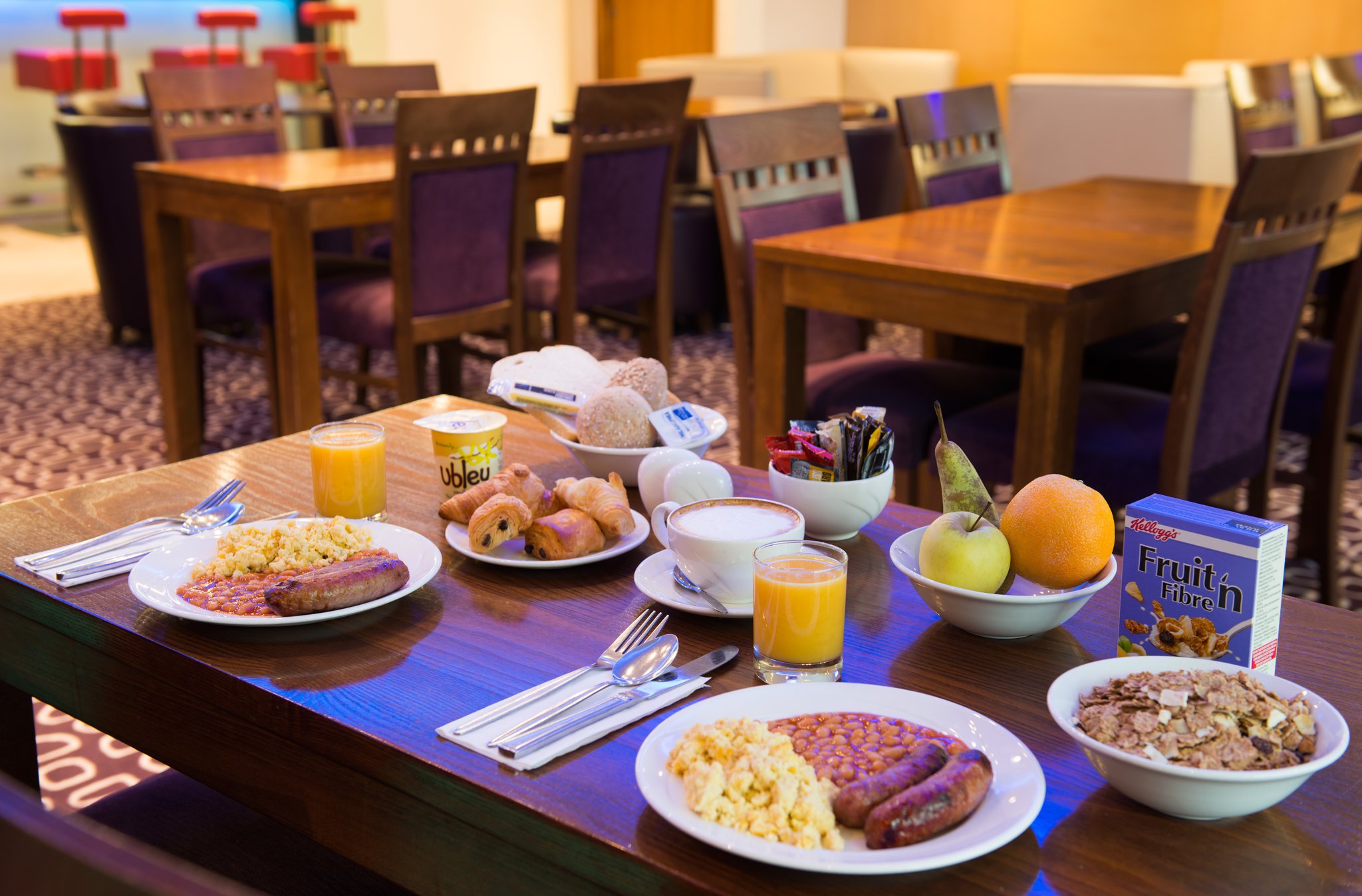 Holiday Inn Express Swiss Cottage – London