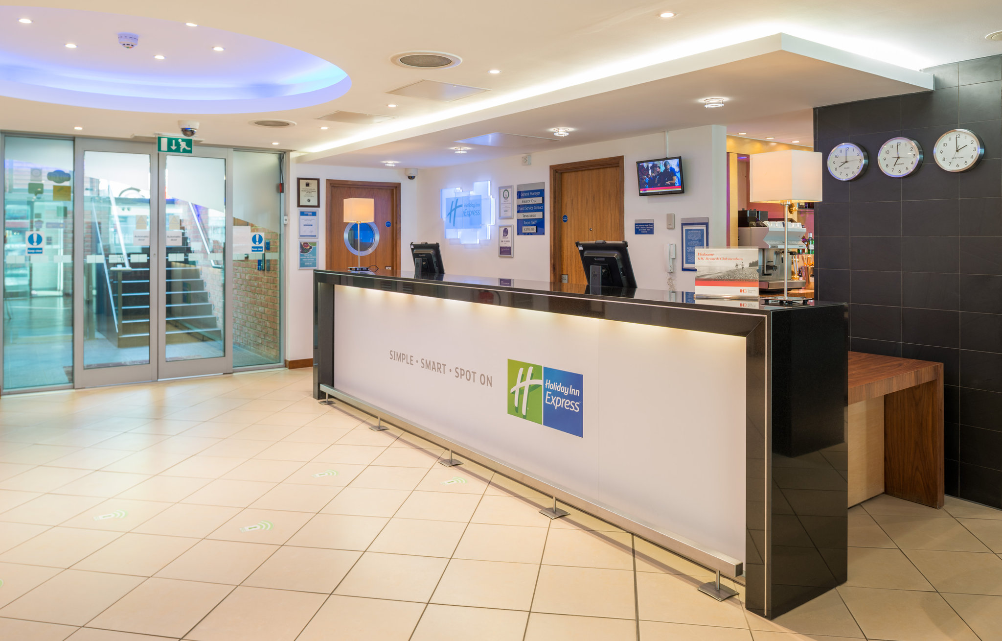 Holiday Inn Express Swiss Cottage – London
