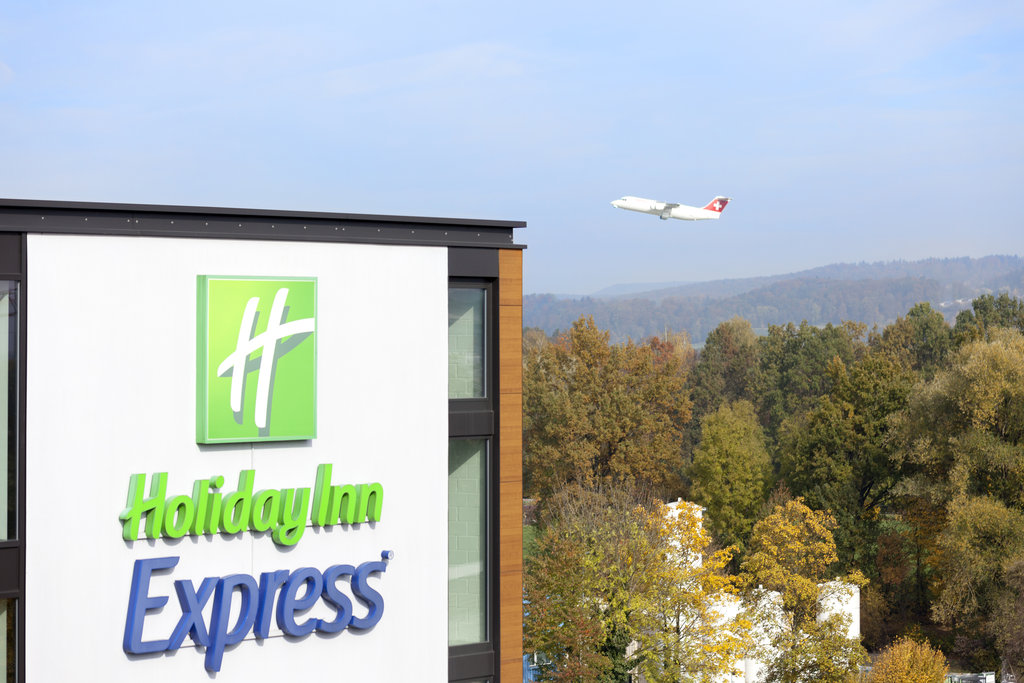 Holiday Inn Express ZÜRICH AIRPORT by IHG
