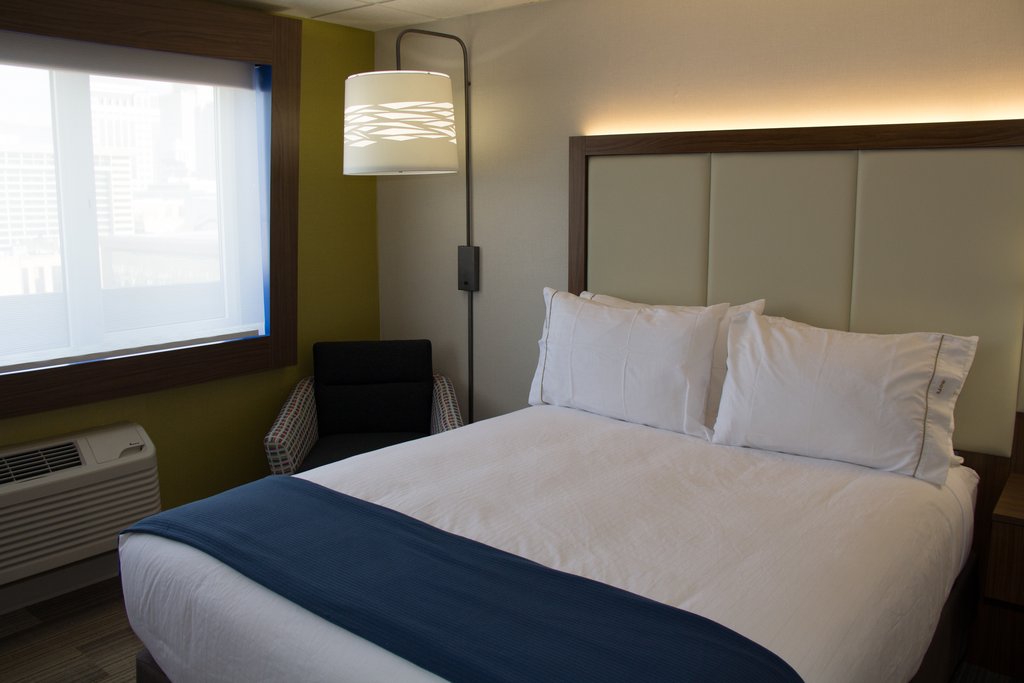Holiday Inn Express SALT LAKE CITY DOWNTOWN - Tap to explore photos
