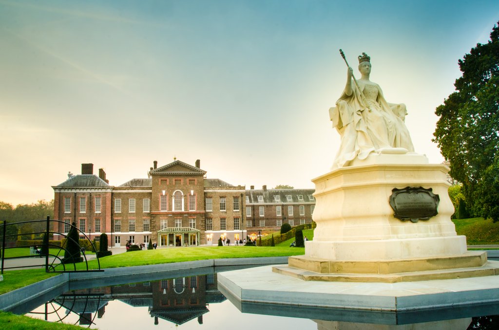 Holiday Inn Express LONDON - VICTORIA by IHG