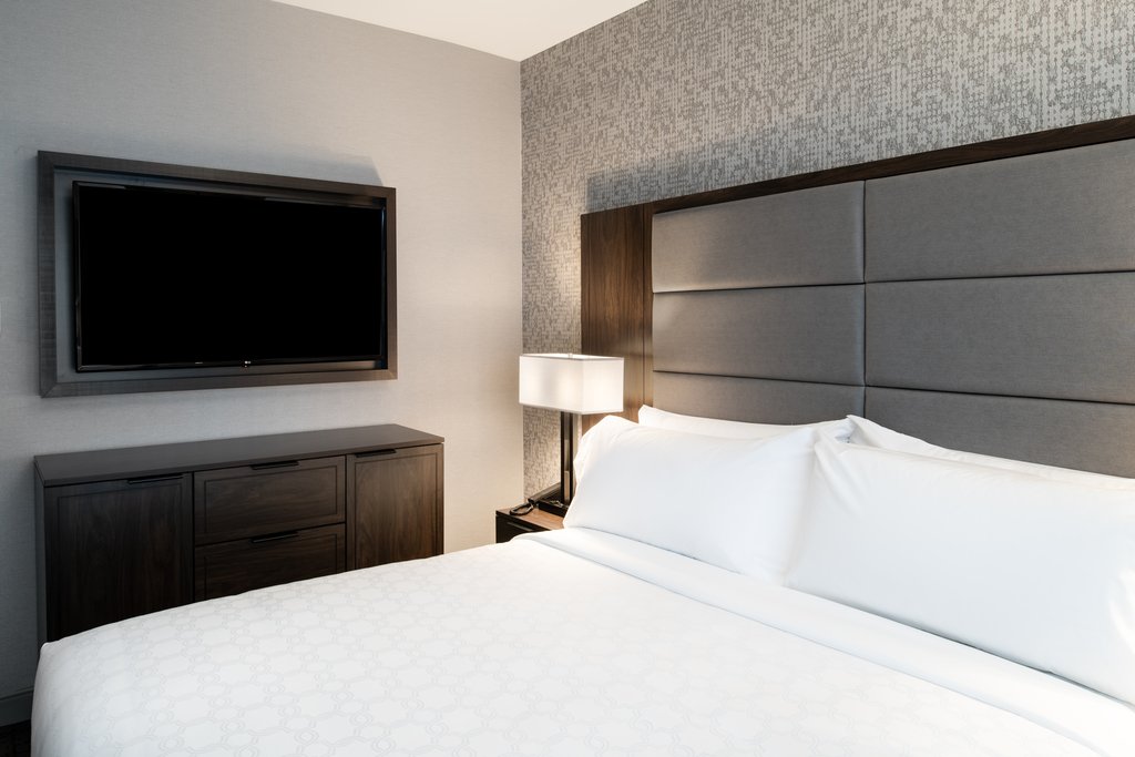 Staybridge Suites - Quincy - Tap to explore photos