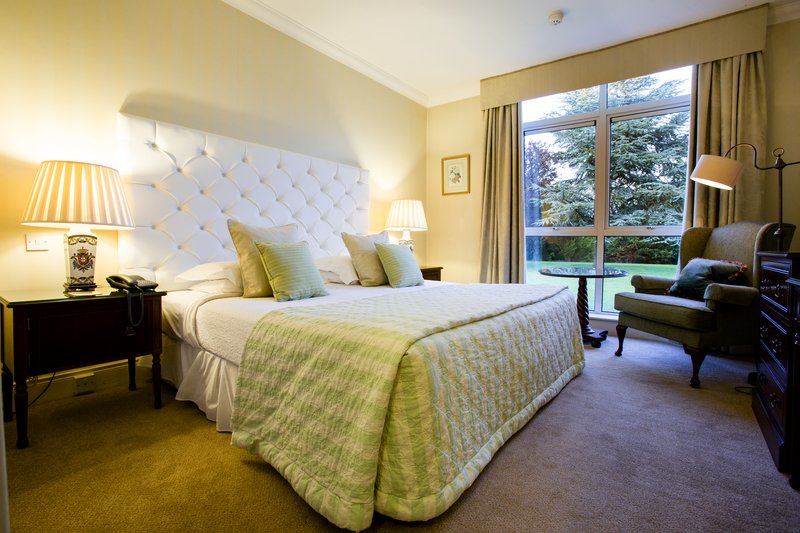 Keadeen Hotel | CURRAGH ROAD, Avoca | +353 45 431 666