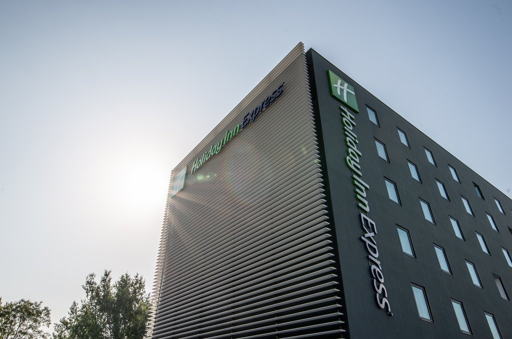 Holiday Inn Express Bordeaux - Lormont - Tap to explore photos