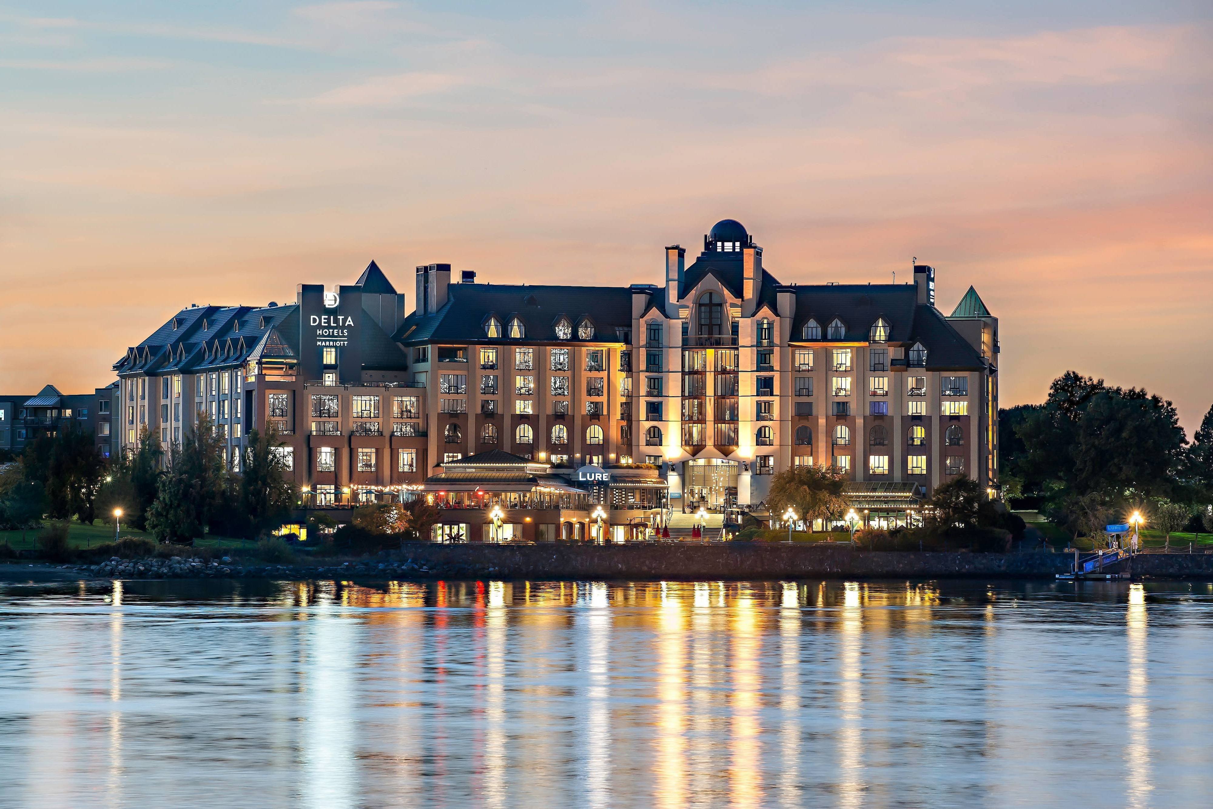 Delta Hotel Victoria Ocean Pointe Resort Victoria, BC Hotels Deluxe Hotels in Victoria GDS