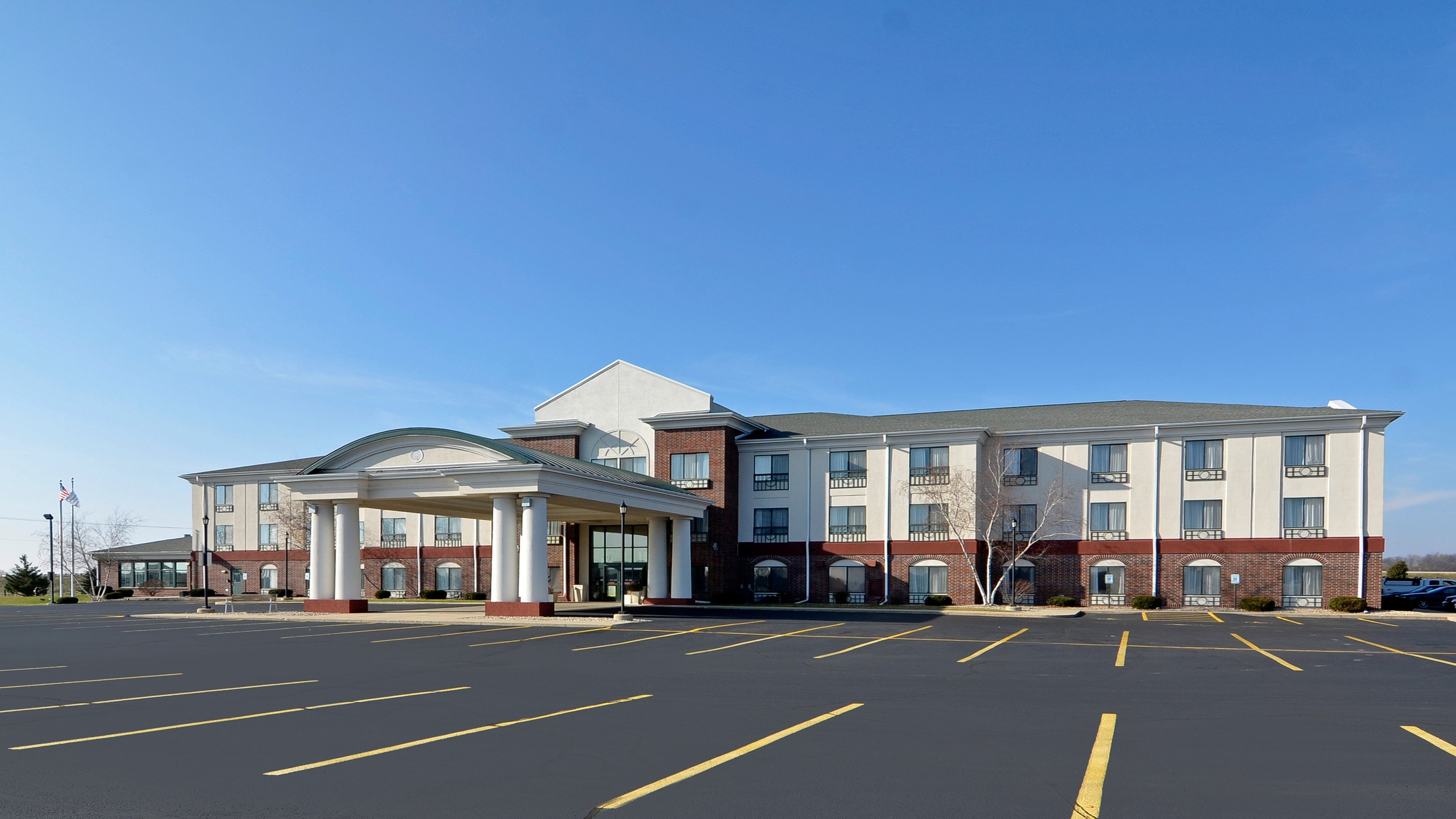 Holiday Inn Express Hotel & Suites Tourist Class Fort Atkinson, WI