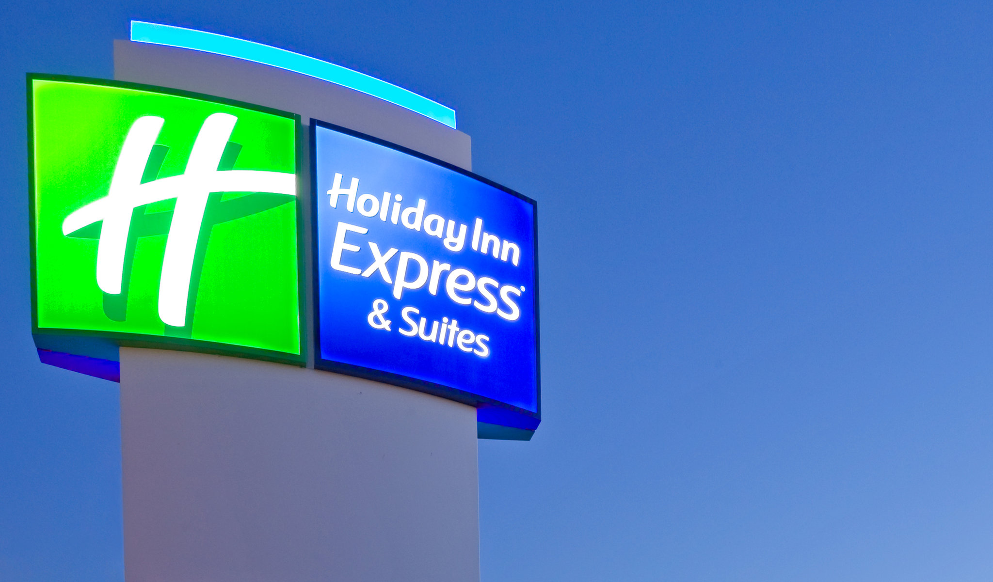 Holiday Inn Express Suites Waterville Tourist Class Waterville