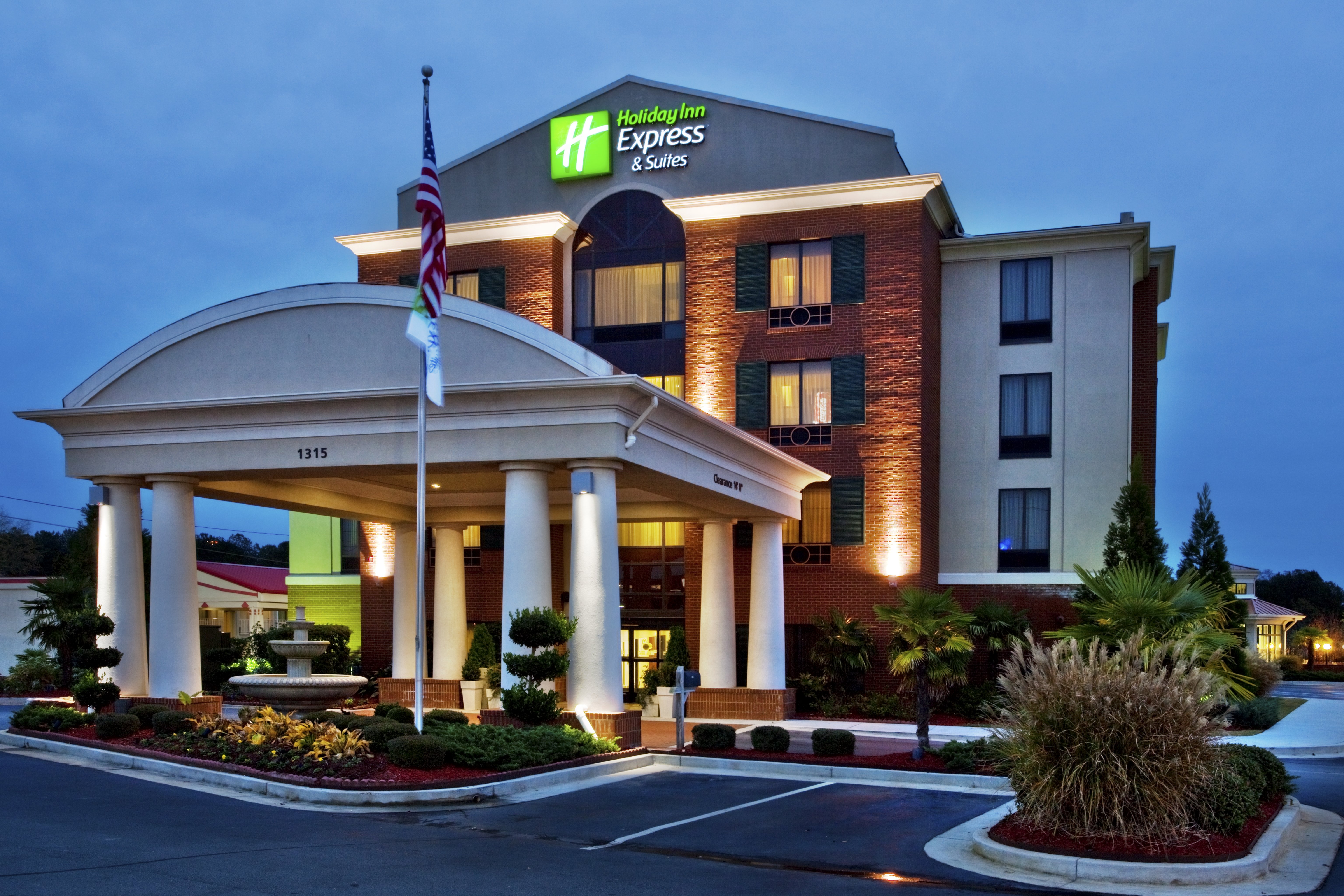 Holiday Inn Express Hotel & Suites McDonough, GA Hotels Tourist Class