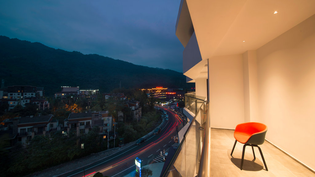 Holiday Inn Express QILIPING - Tap to explore photos