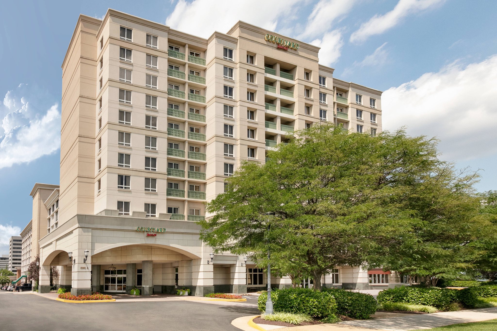 Courtyard By Marriott Tysons Corner First Class Mclean Va