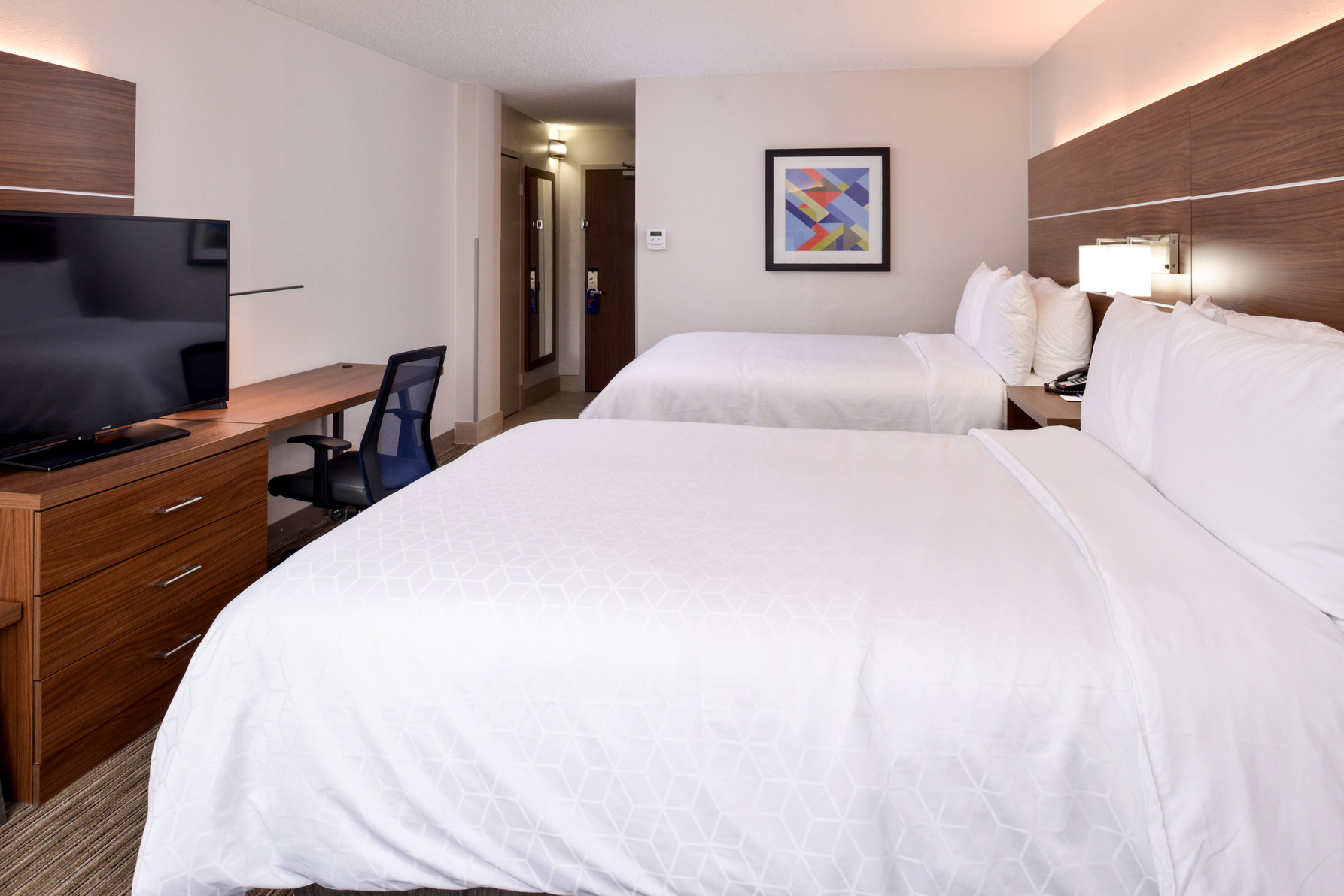 Holiday Inn Express Towson Baltimore N - Tap to explore photos
