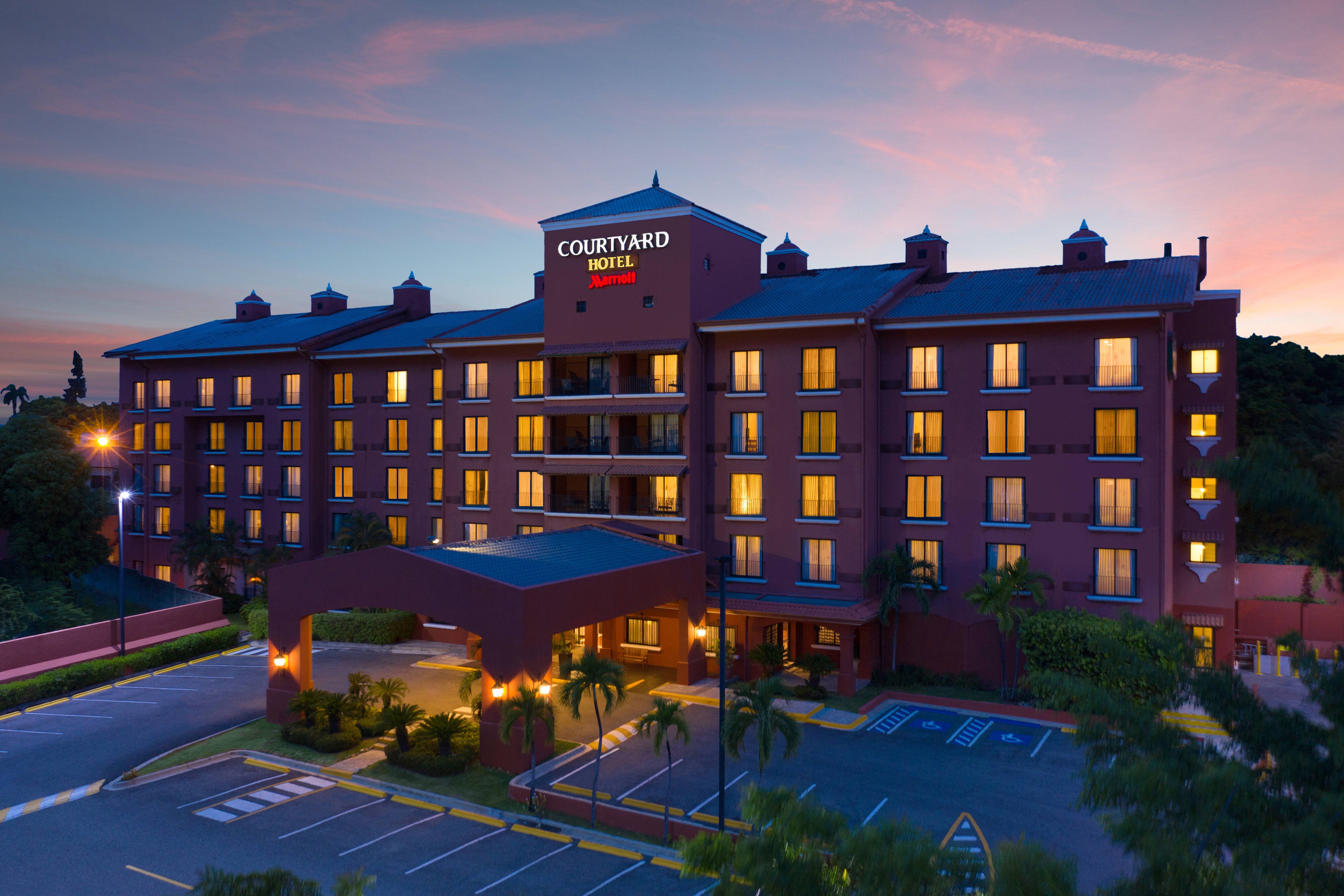 Courtyard by Marriott Santo Domingo First Class Santo Domingo, Dominican Republic Hotels