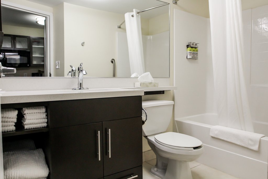Candlewood Suites Richmond North Glen Allen, an IHG Hotel - Tap to explore photos