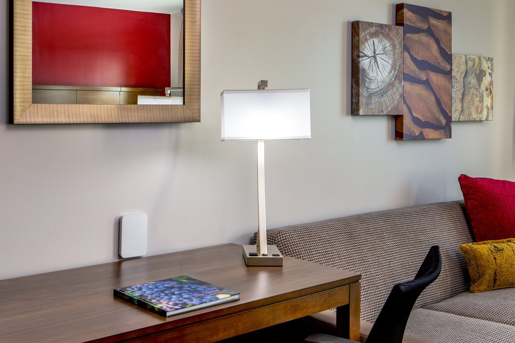Staybridge Suites Charlottesville Airport - Tap to explore photos