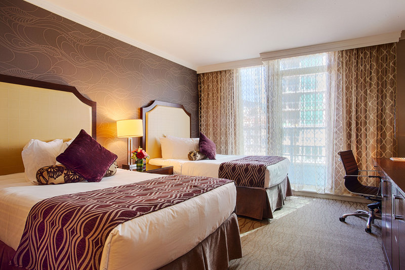 THE PINNACLE AT THE PIER