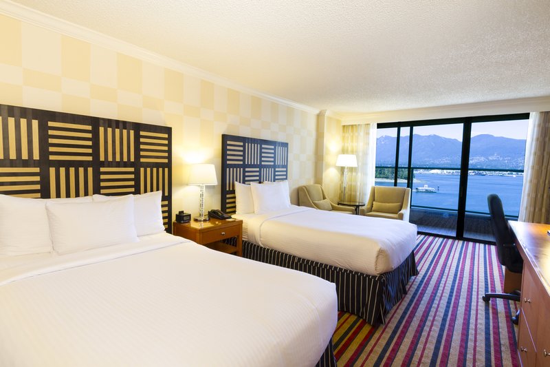 Pinnacle Vancouver Harbourfront