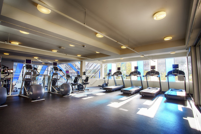 Pinnacle Vancouver Harbourfront