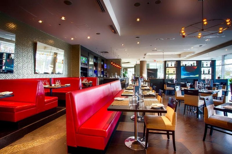 THE PINNACLE AT THE PIER