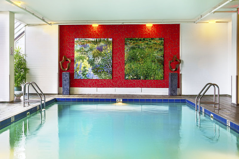 Pinnacle Vancouver Harbourfront