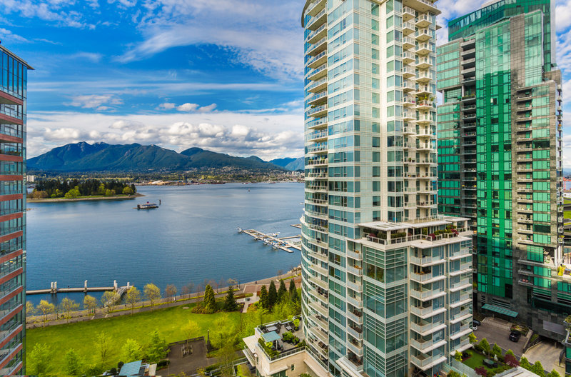 Pinnacle Vancouver Harbourfront