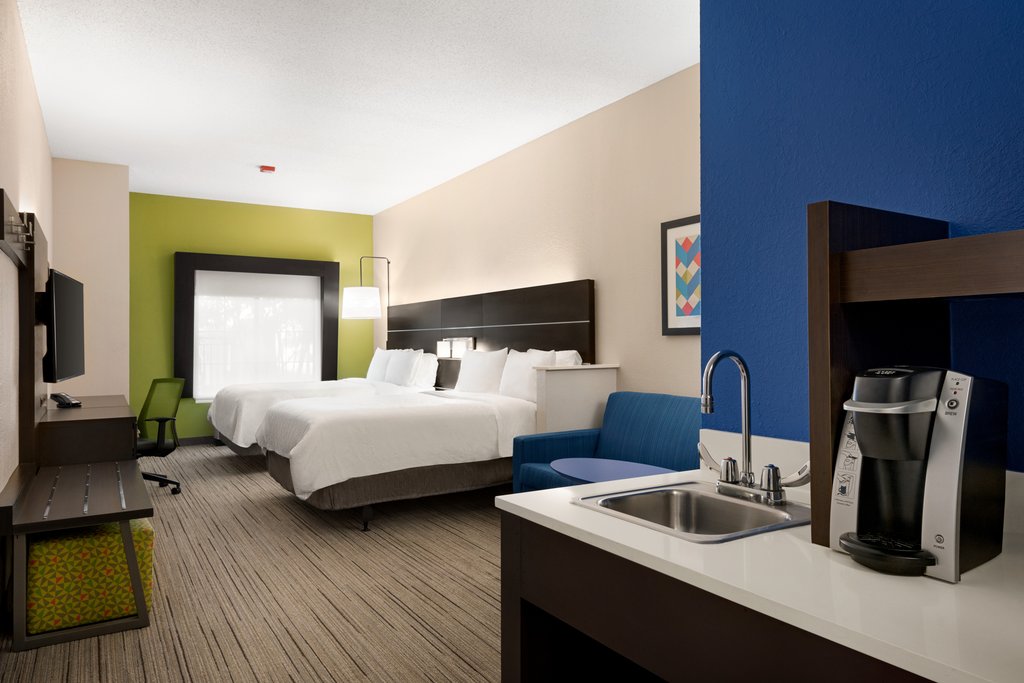 Holiday Inn Express Hotel & Suites McAlester - Tap to explore photos