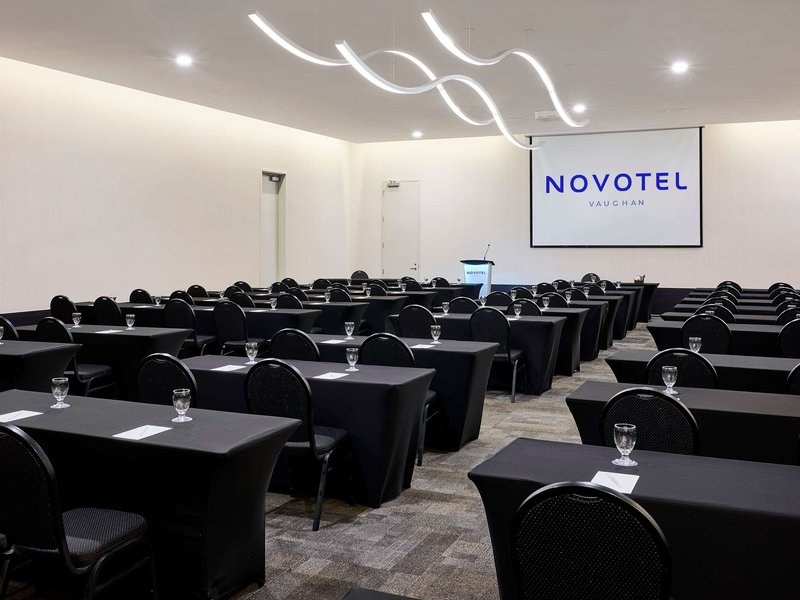 Novotel Toronto Vaughan Centre